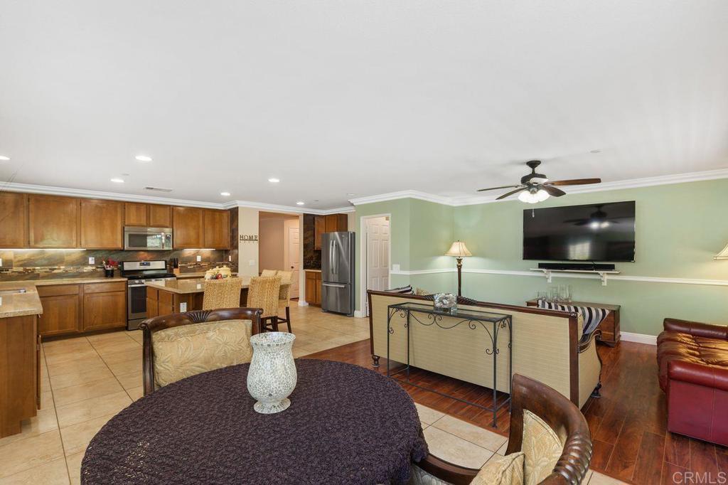 34123 Hillside Drive