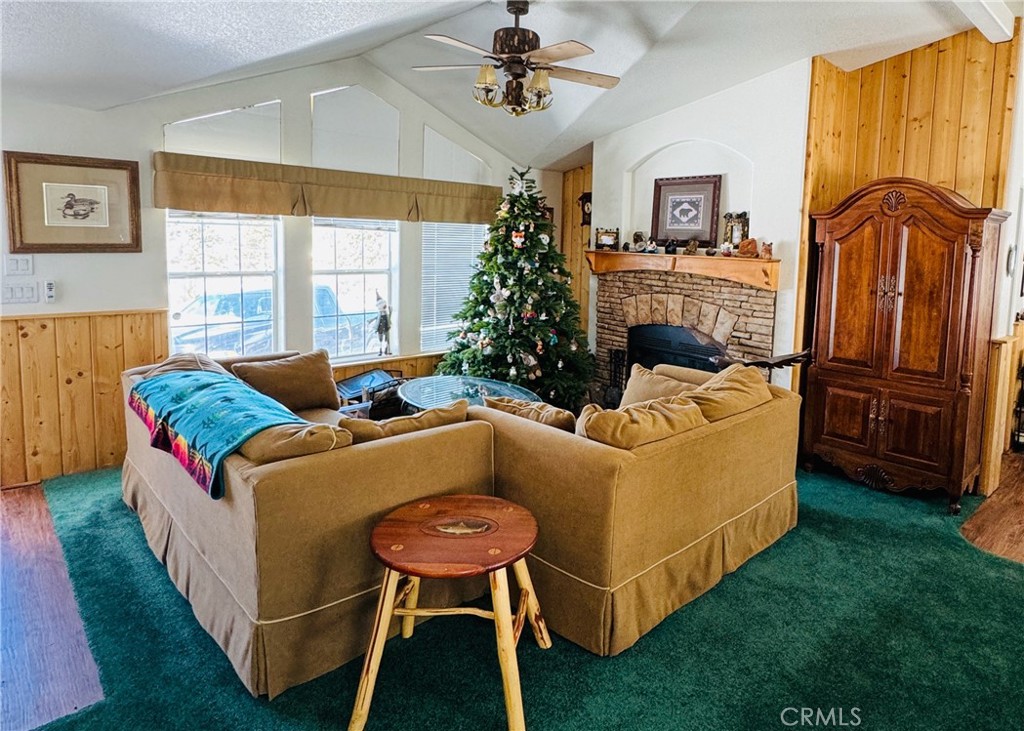 1623 Crystal Drive