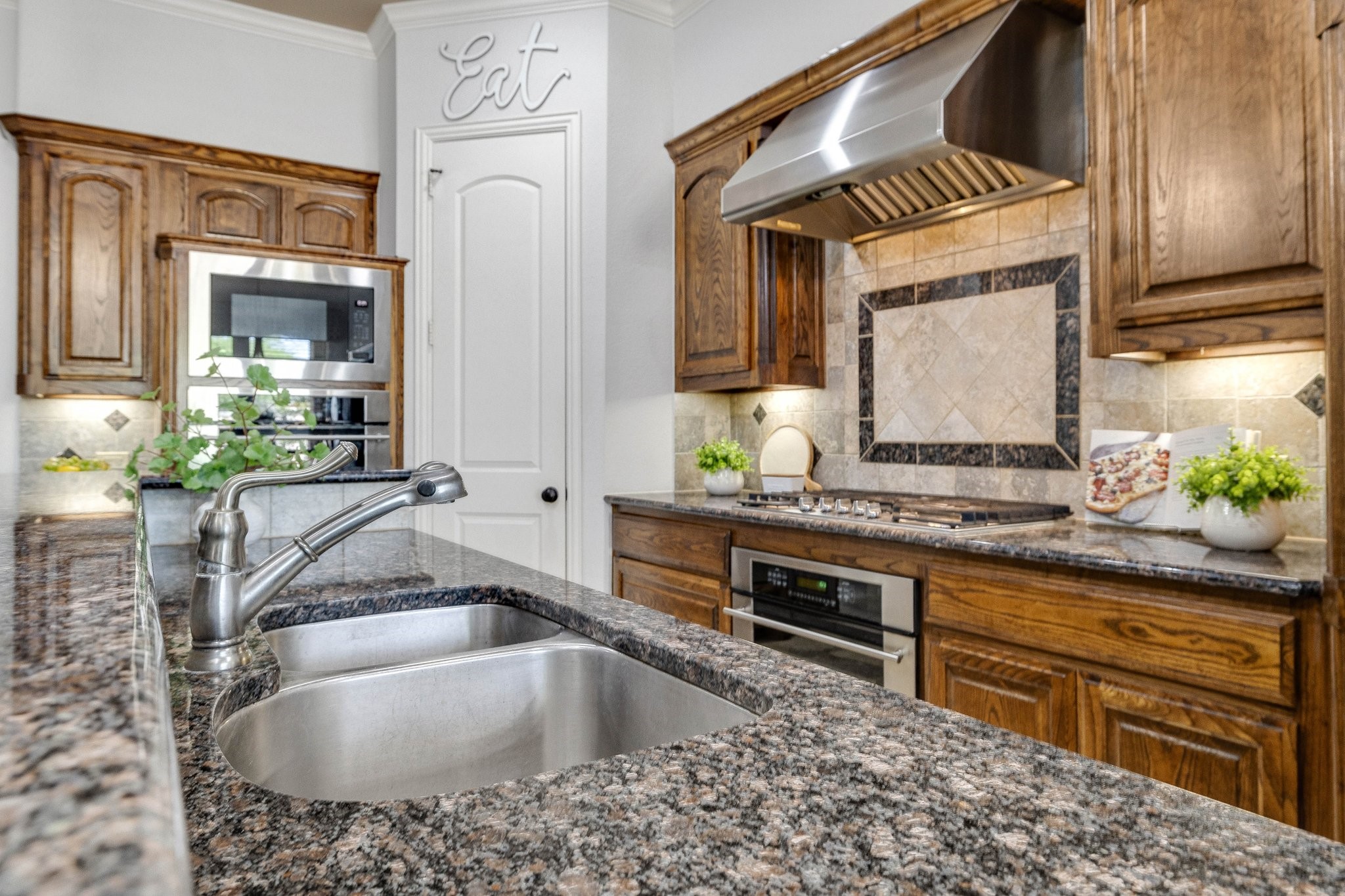 1121 Crystal Falls Drive