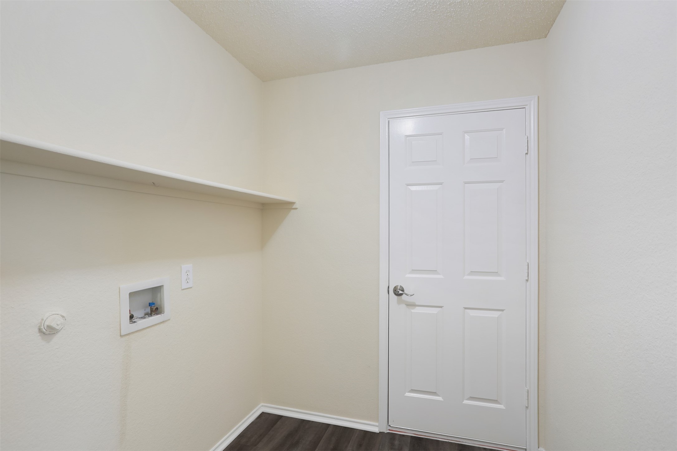 2513 Tan Oak Drive