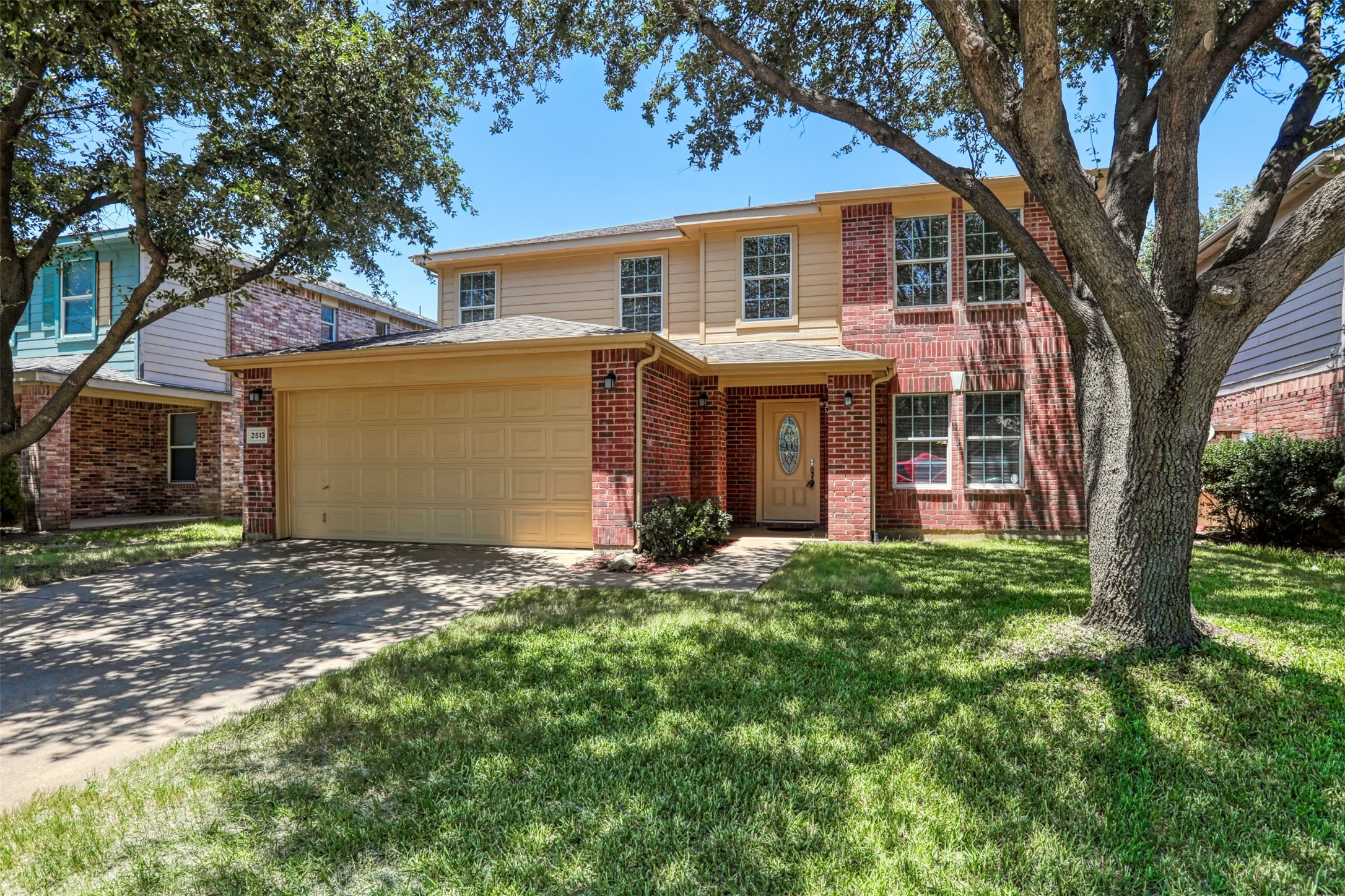2513 Tan Oak Drive