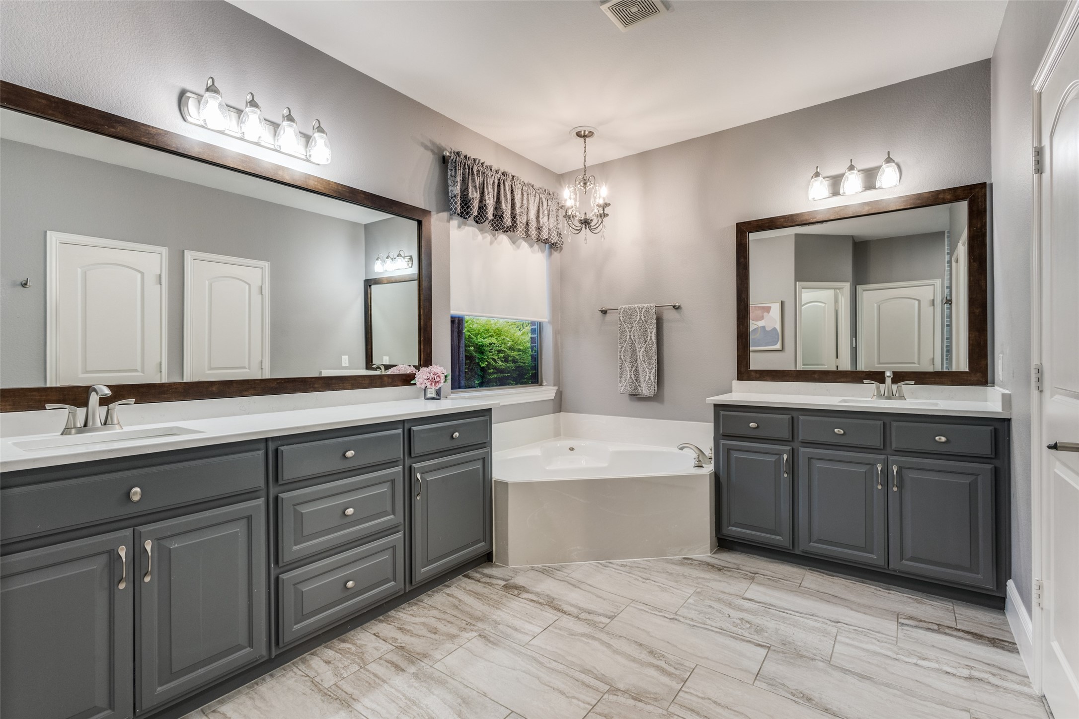 5144 Pond View Lane