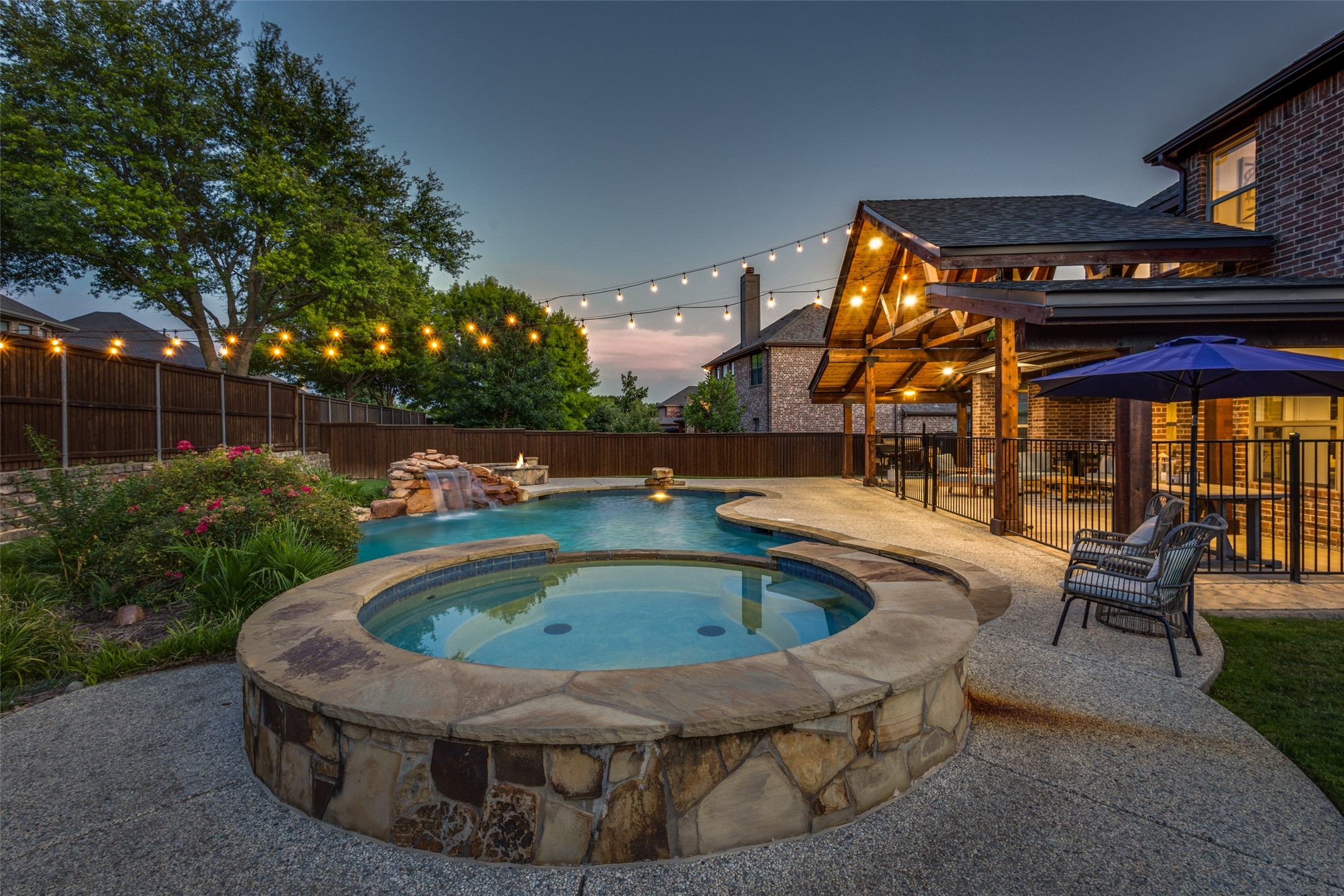 5144 Pond View Lane