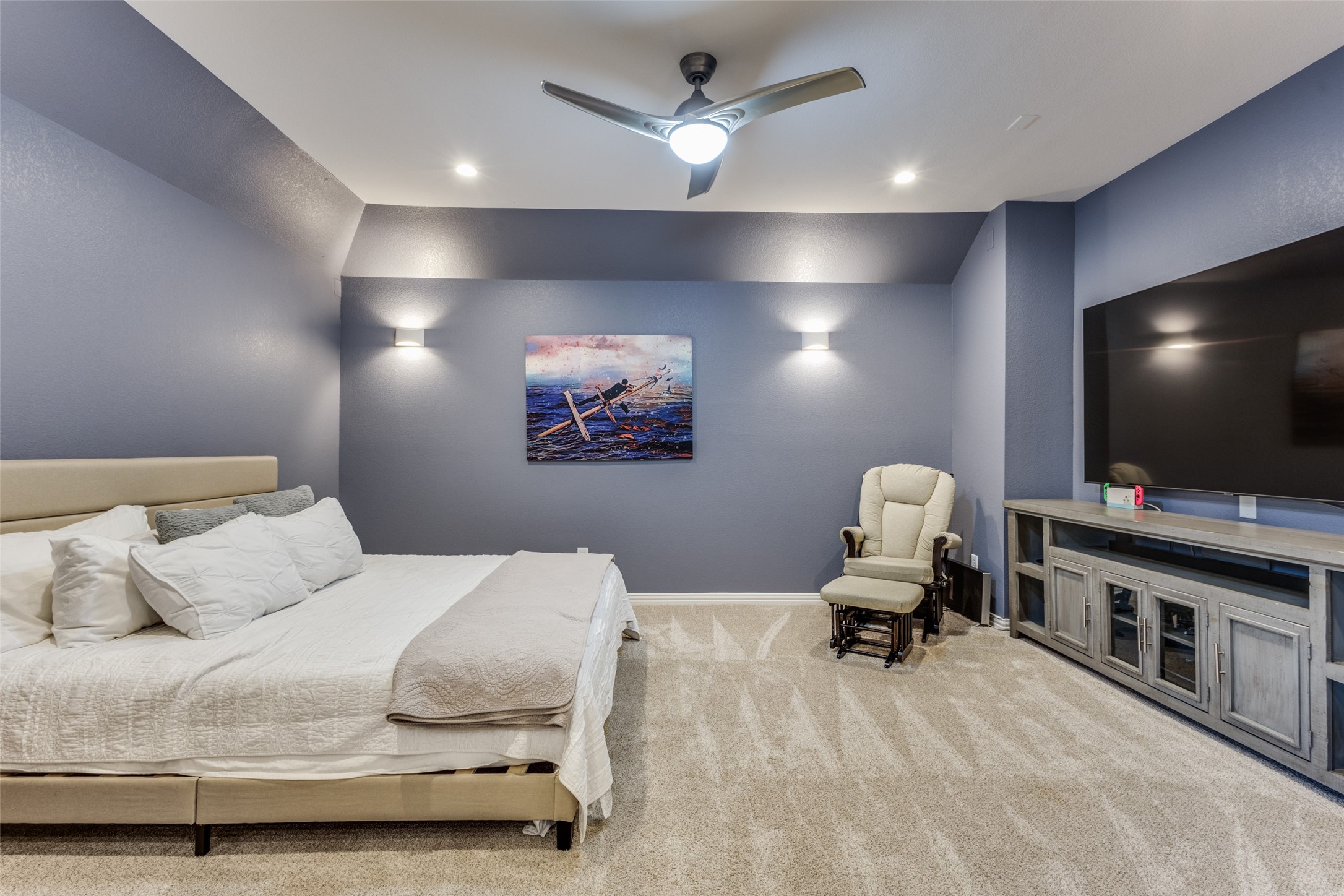 5144 Pond View Lane