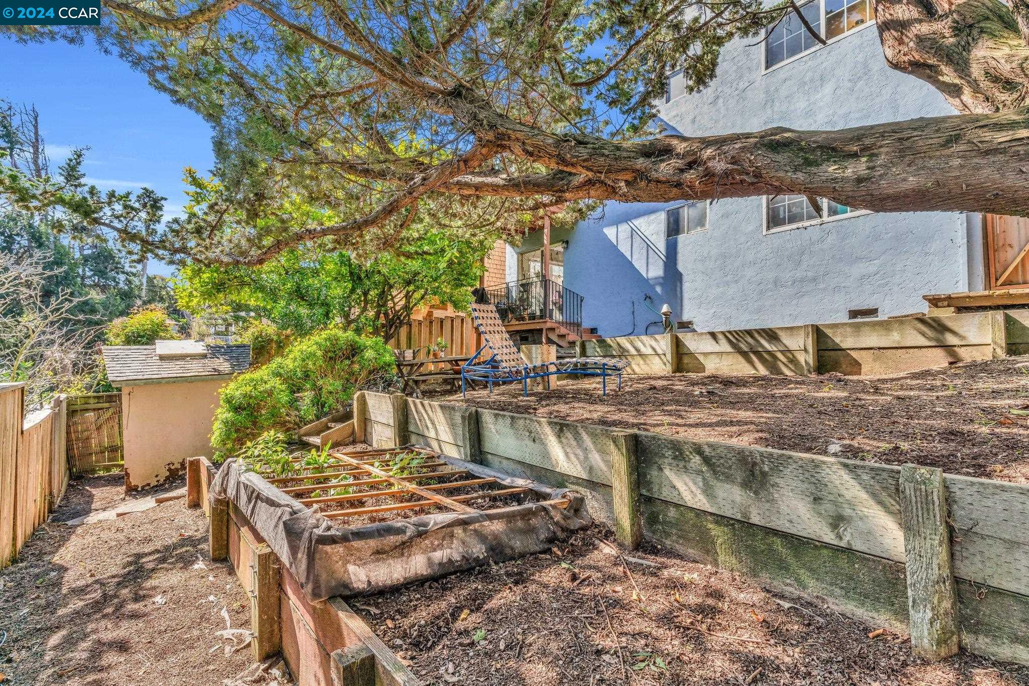 714 Golden Gate Ave