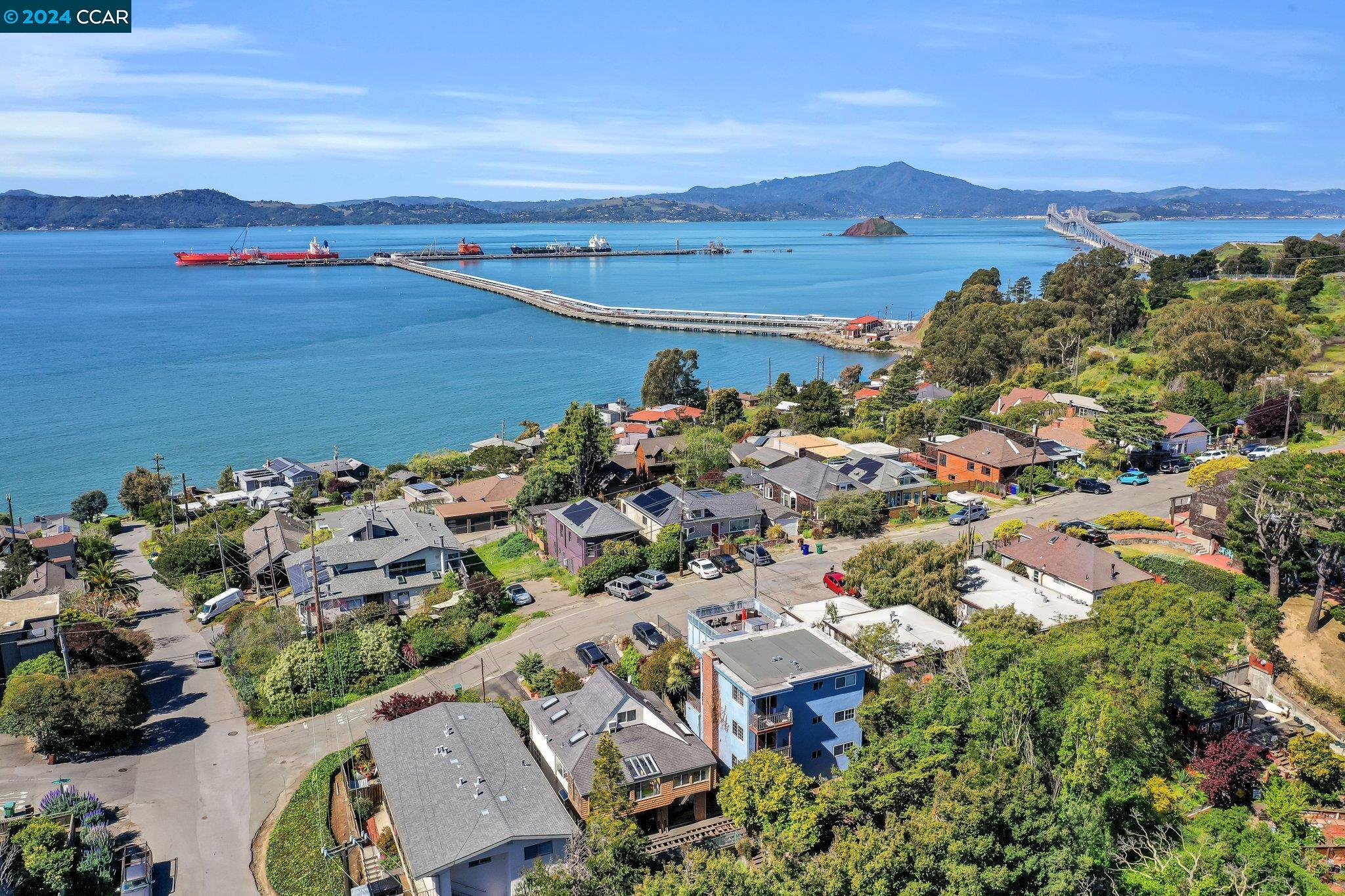 714 Golden Gate Ave