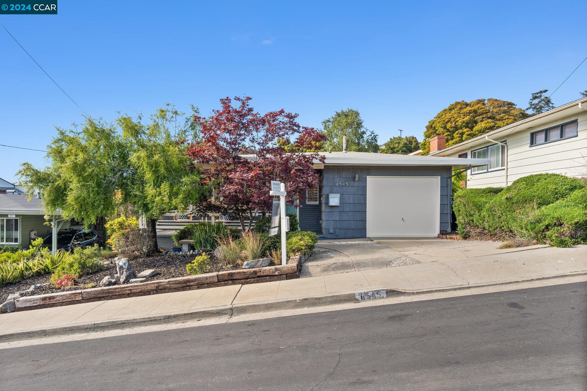 6545 Alta Vista Dr