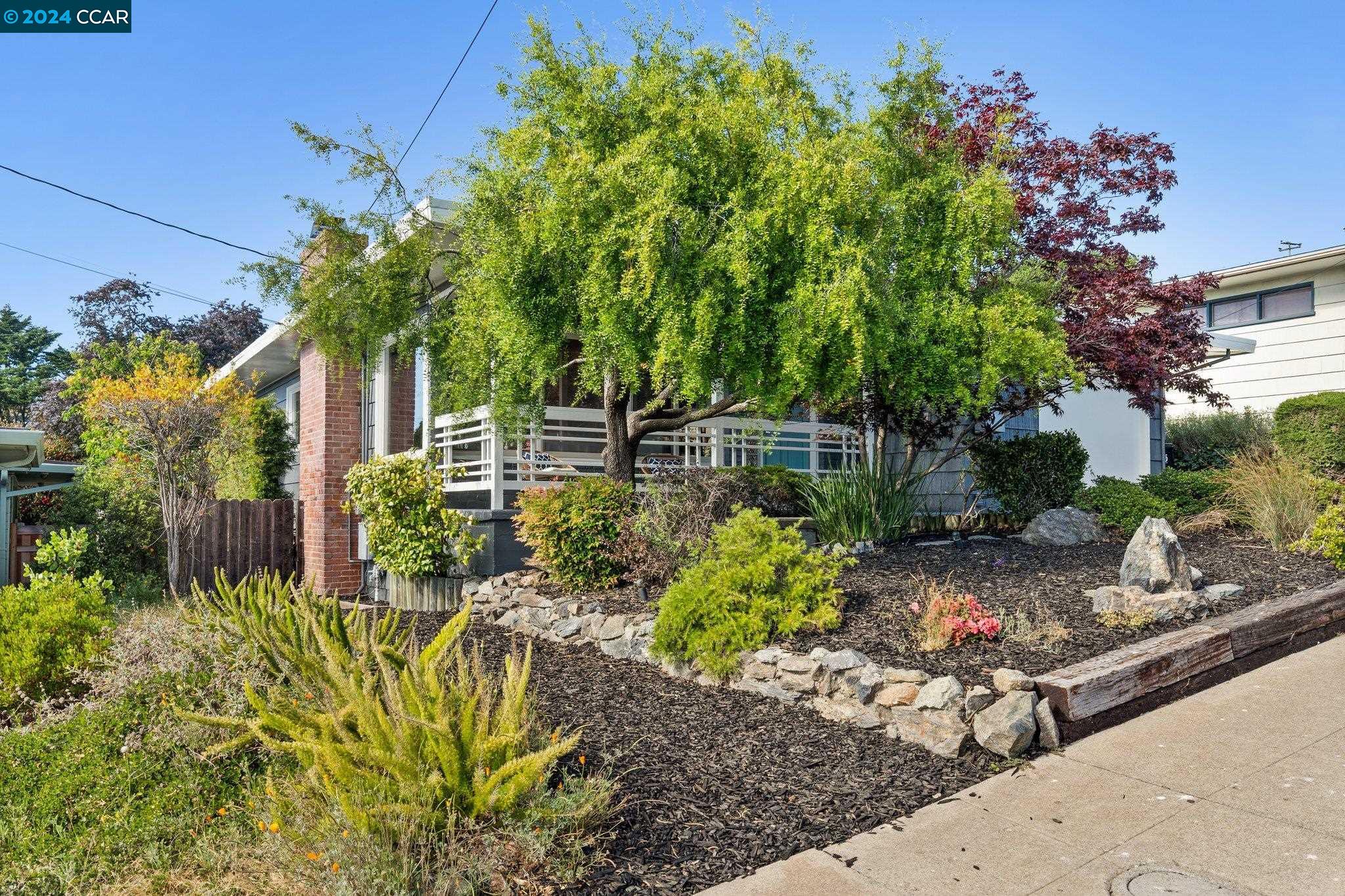 6545 Alta Vista Dr
