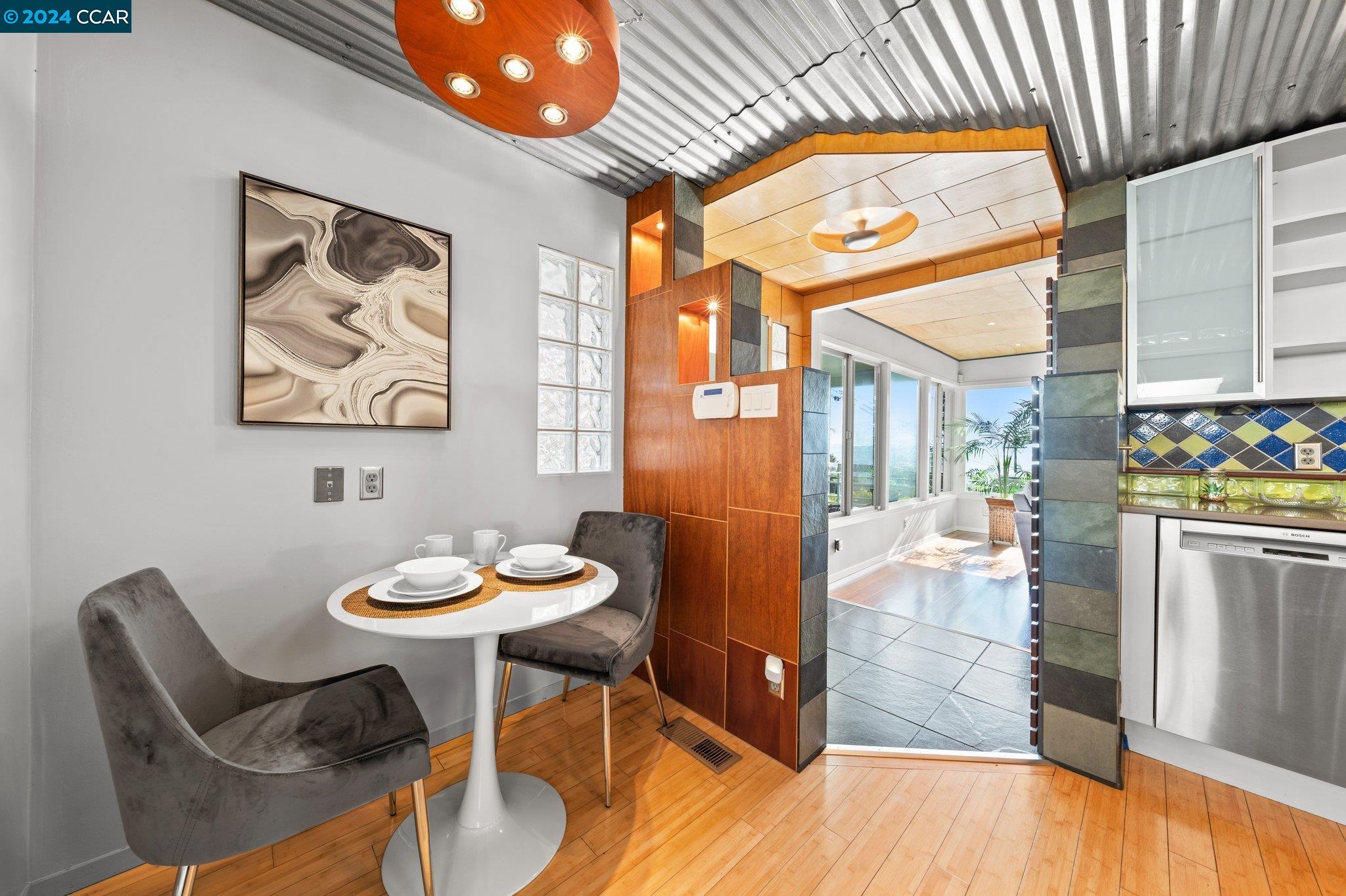 6545 Alta Vista Dr