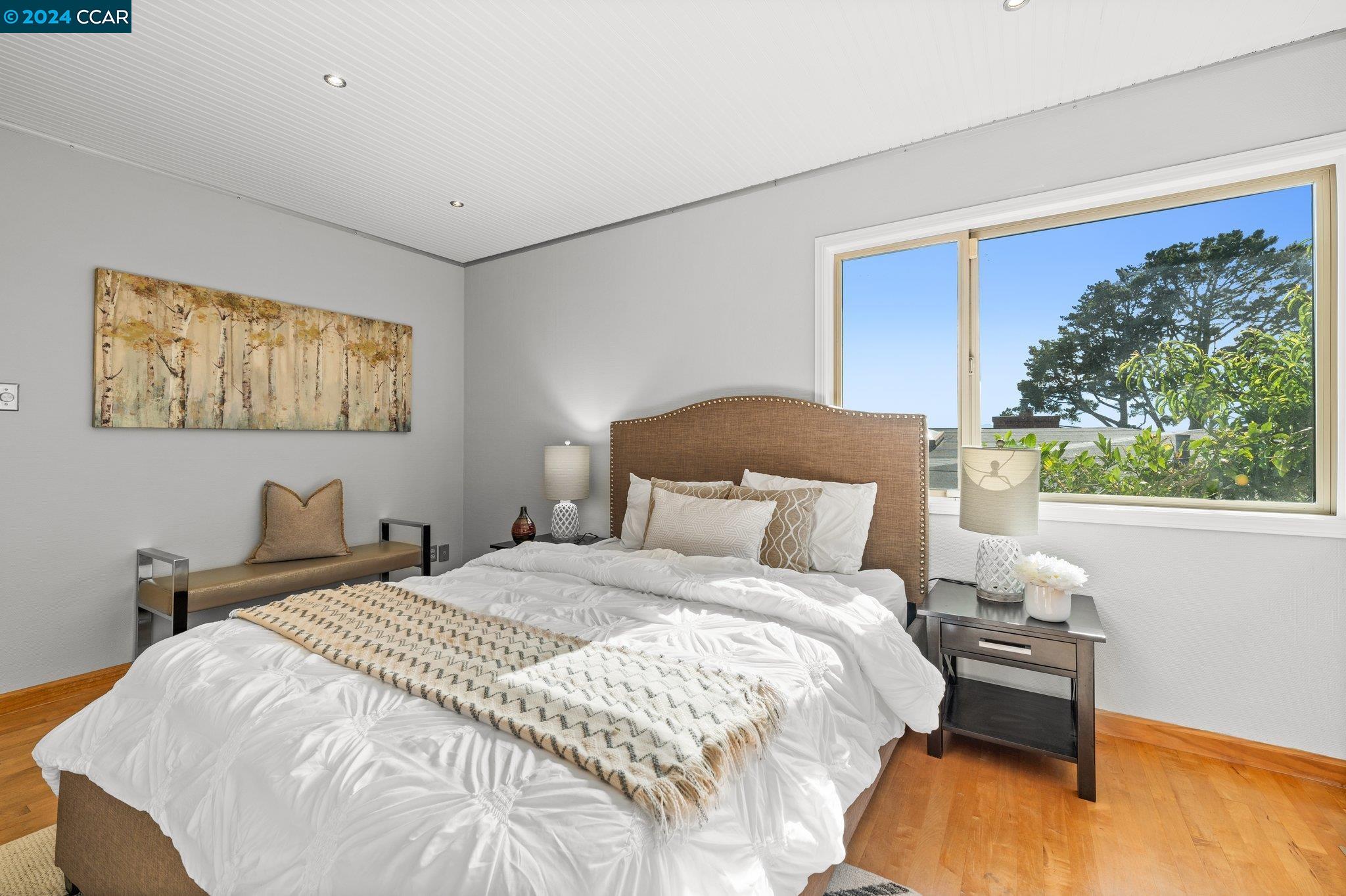 6545 Alta Vista Dr