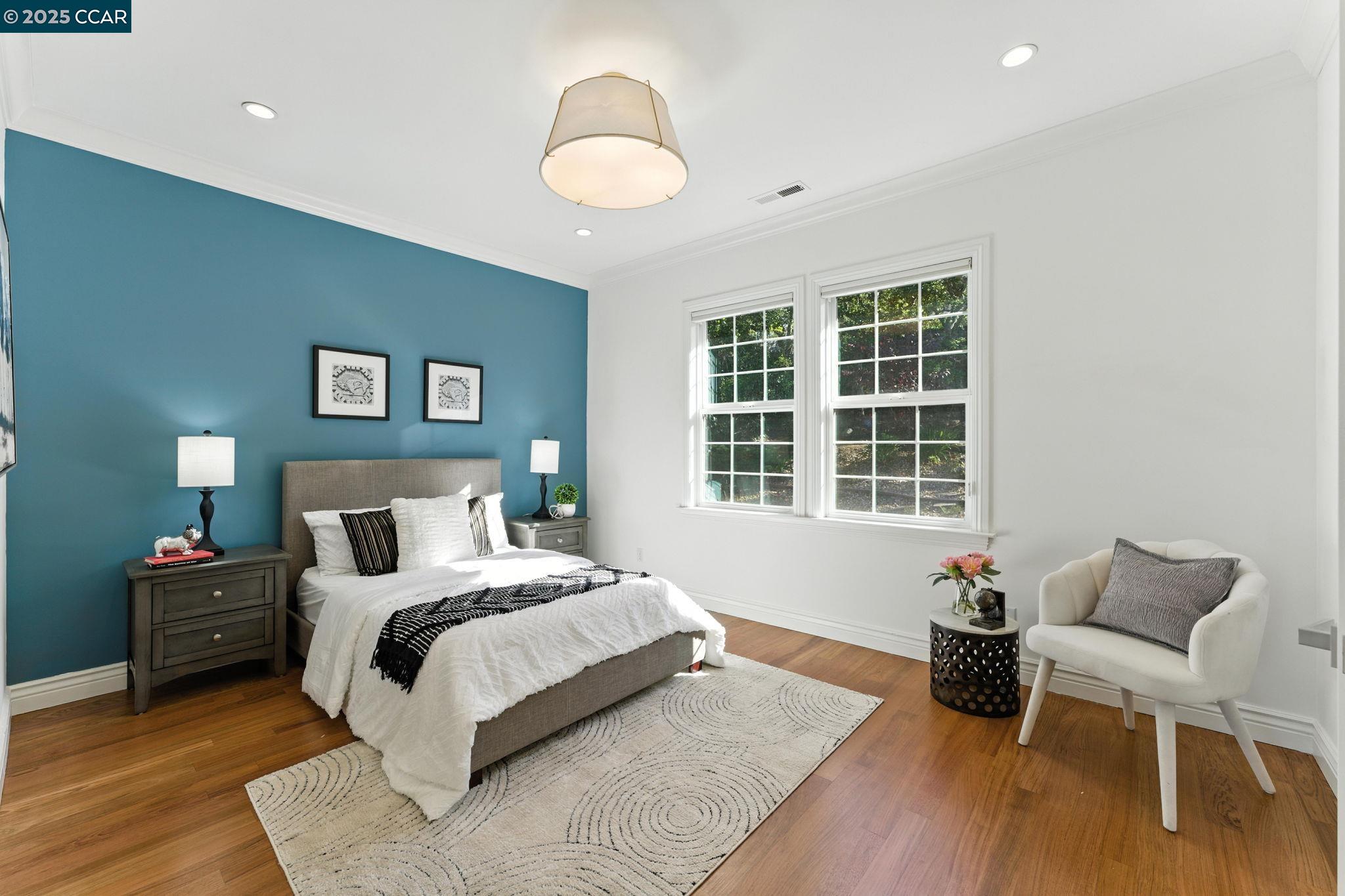 8 Millbrae Cir