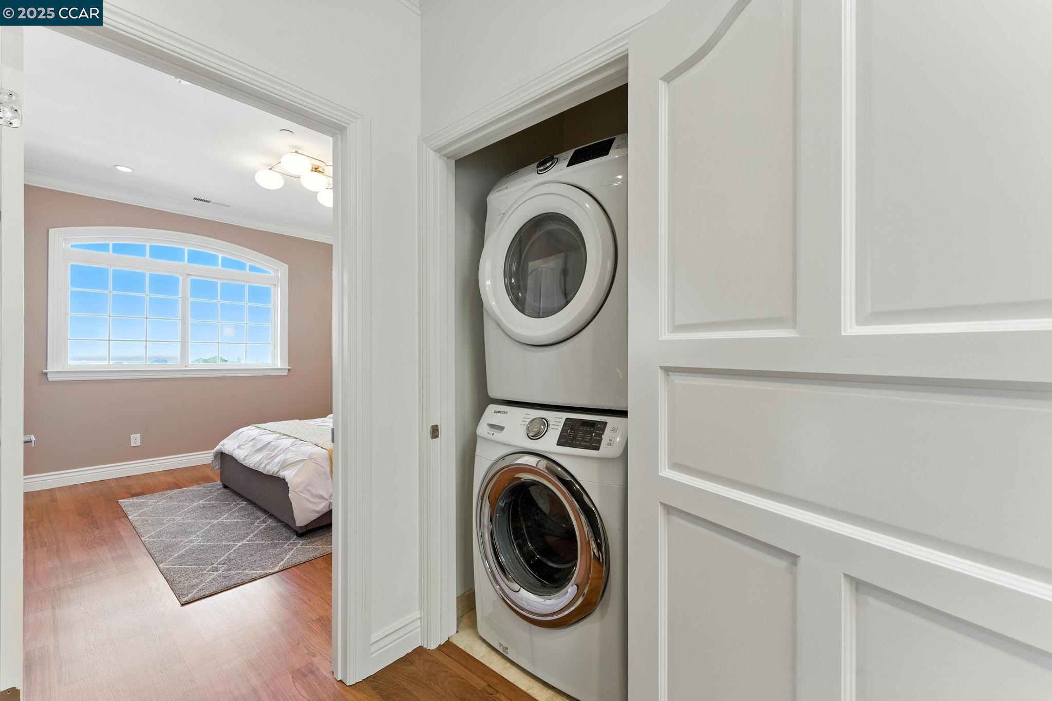 8 Millbrae Cir