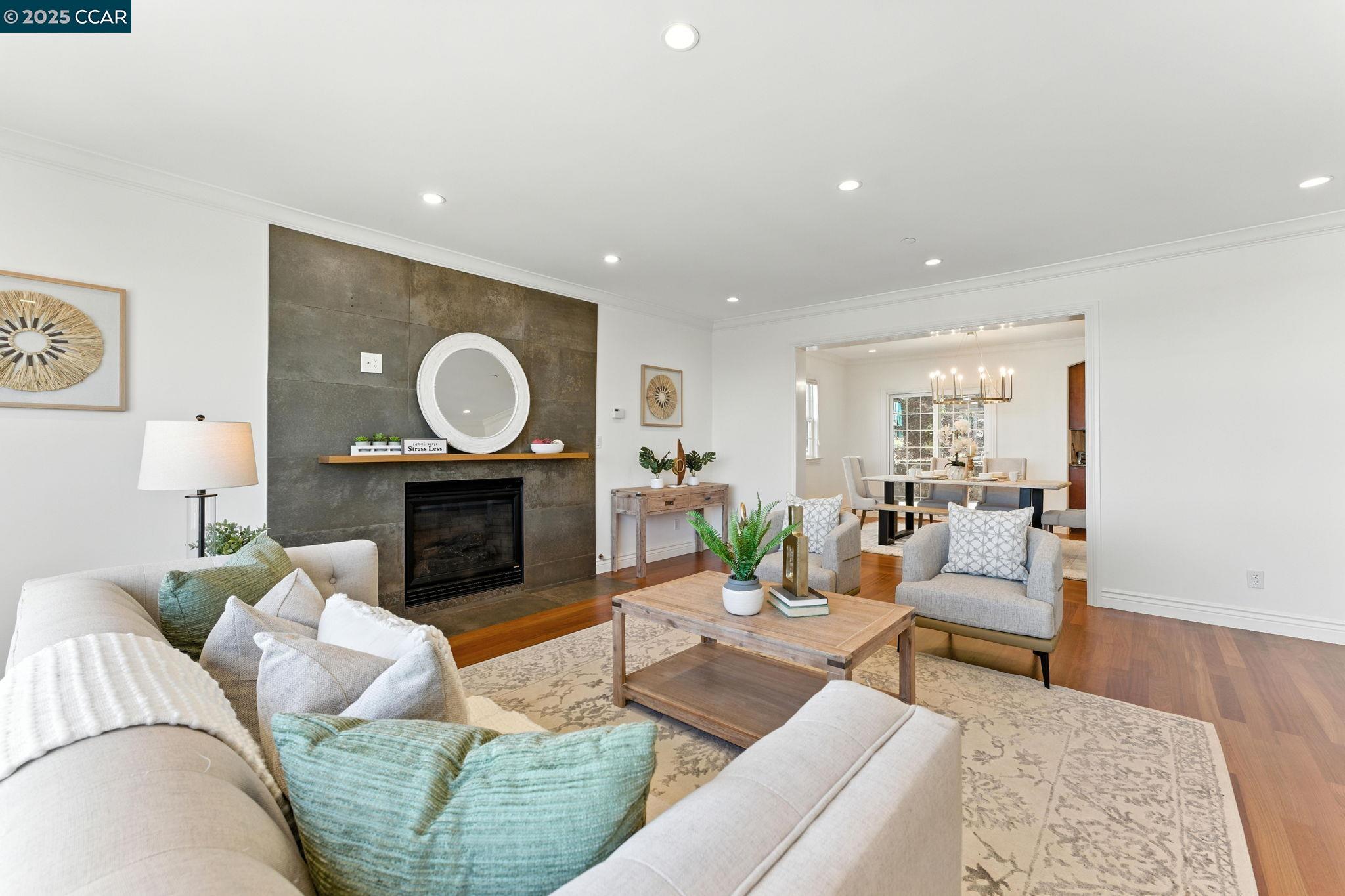 8 Millbrae Cir
