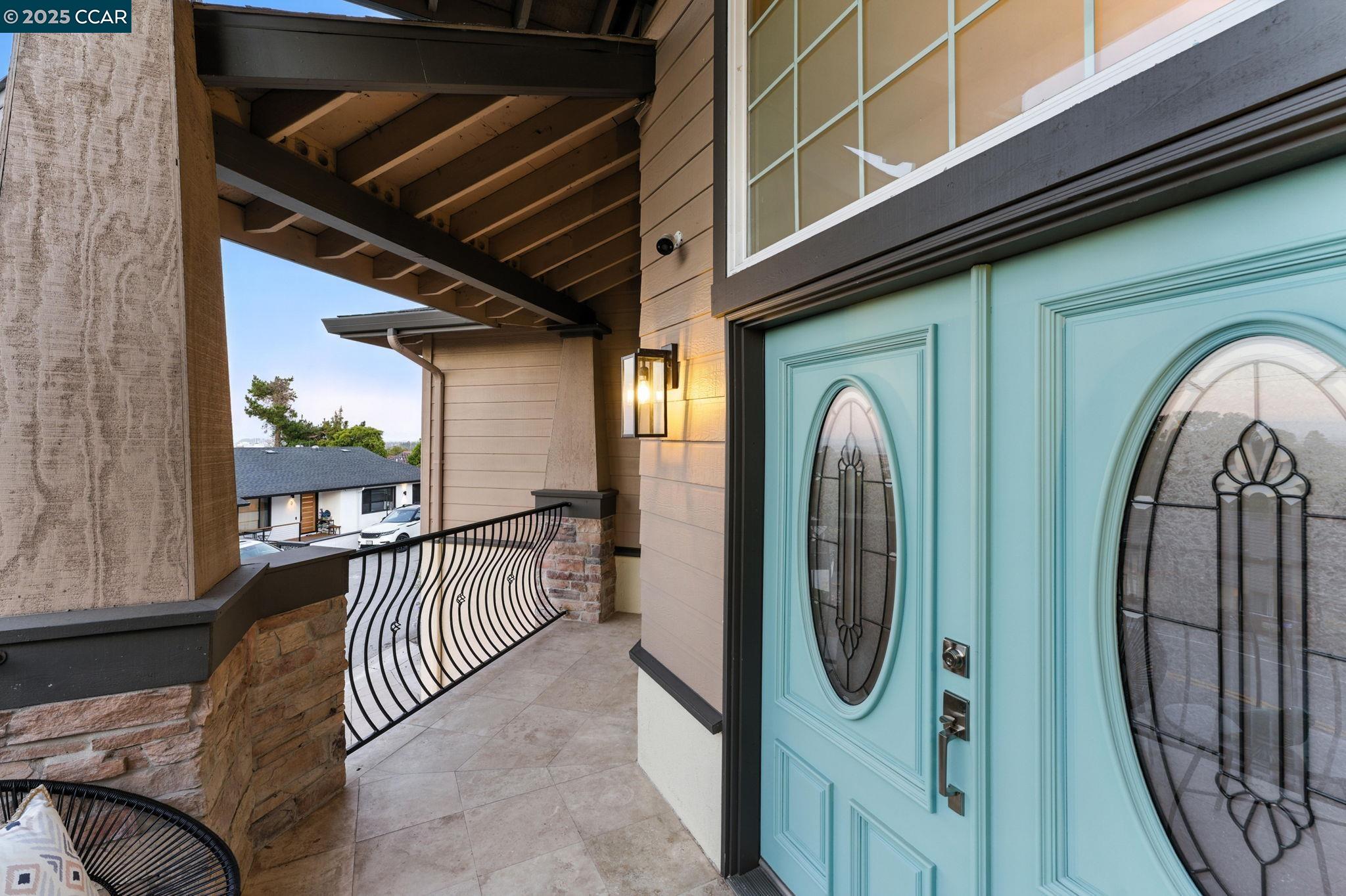 8 Millbrae Cir