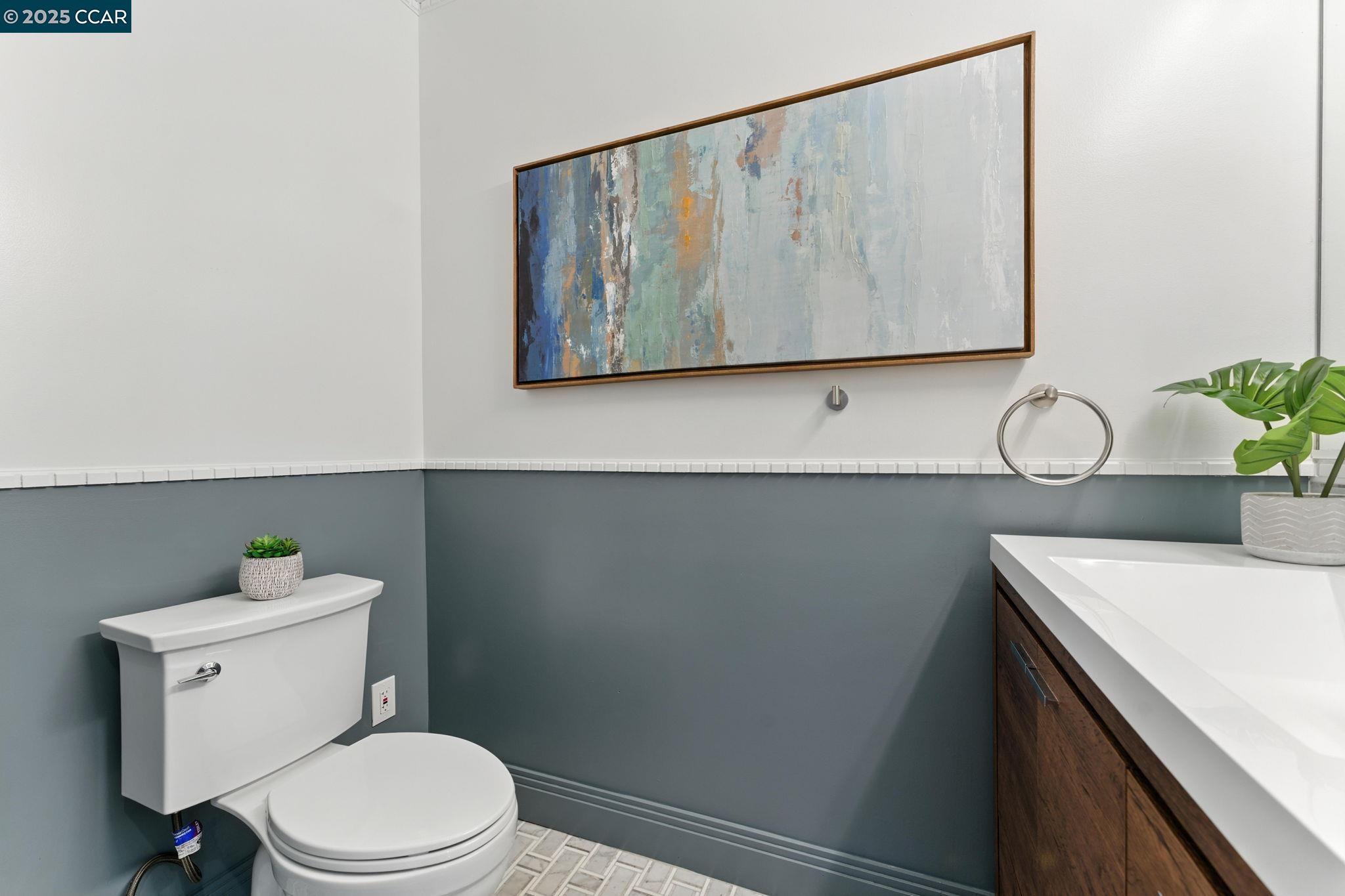 8 Millbrae Cir