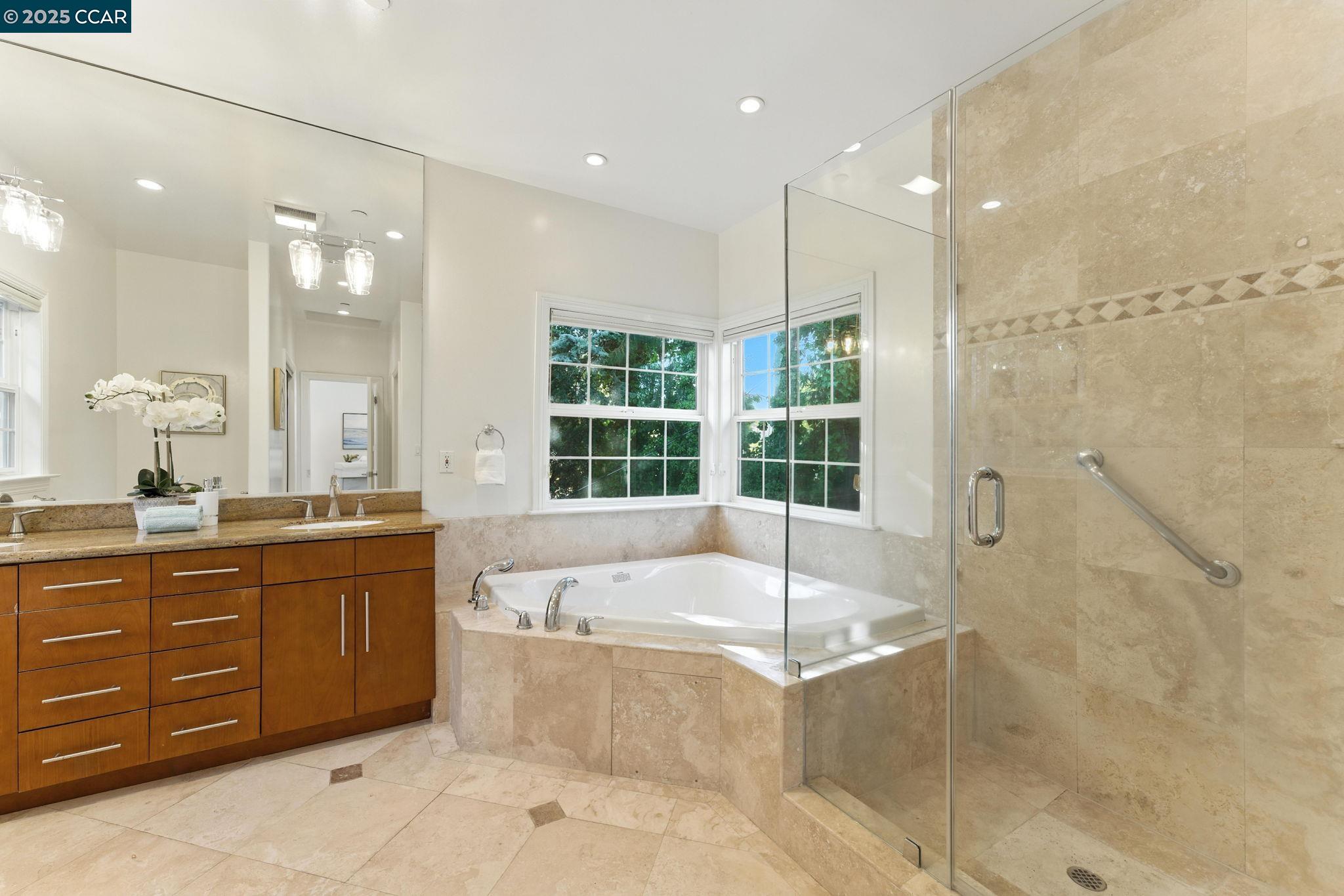 8 Millbrae Cir