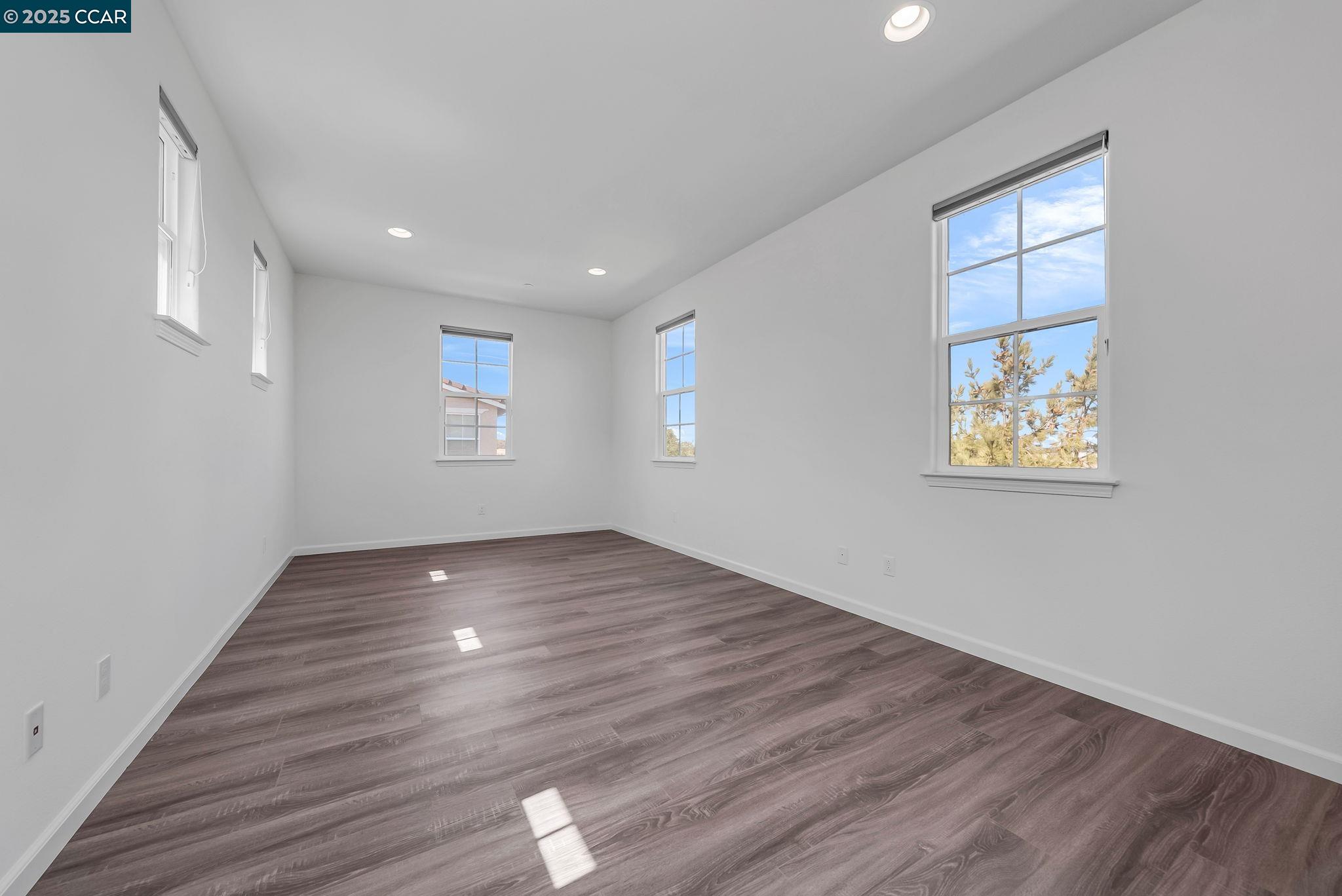 5160 Waggle Ct