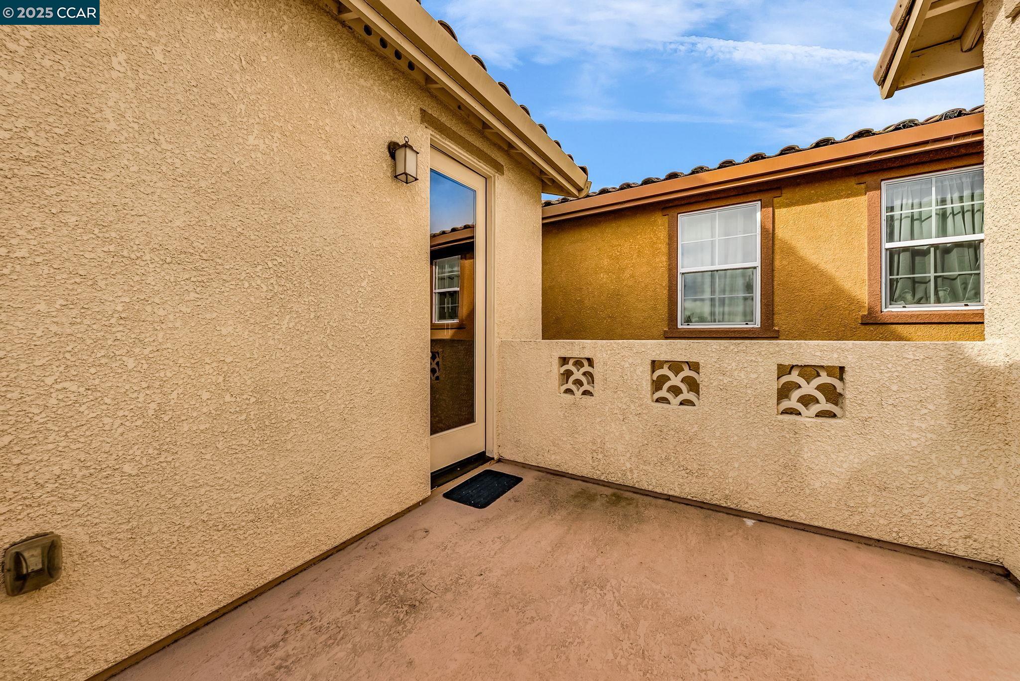 5160 Waggle Ct