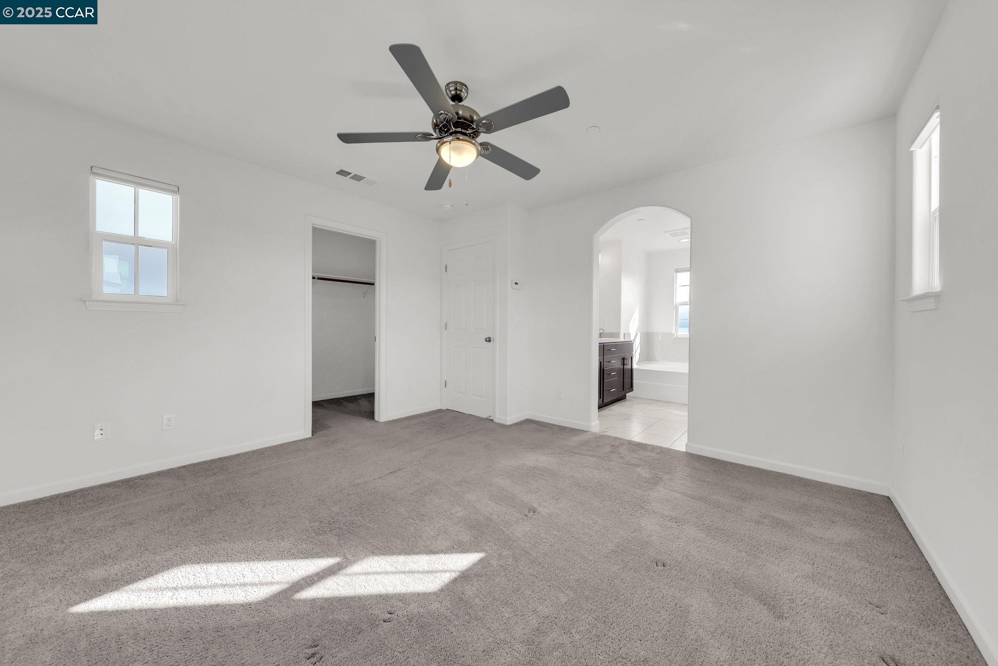 5160 Waggle Ct