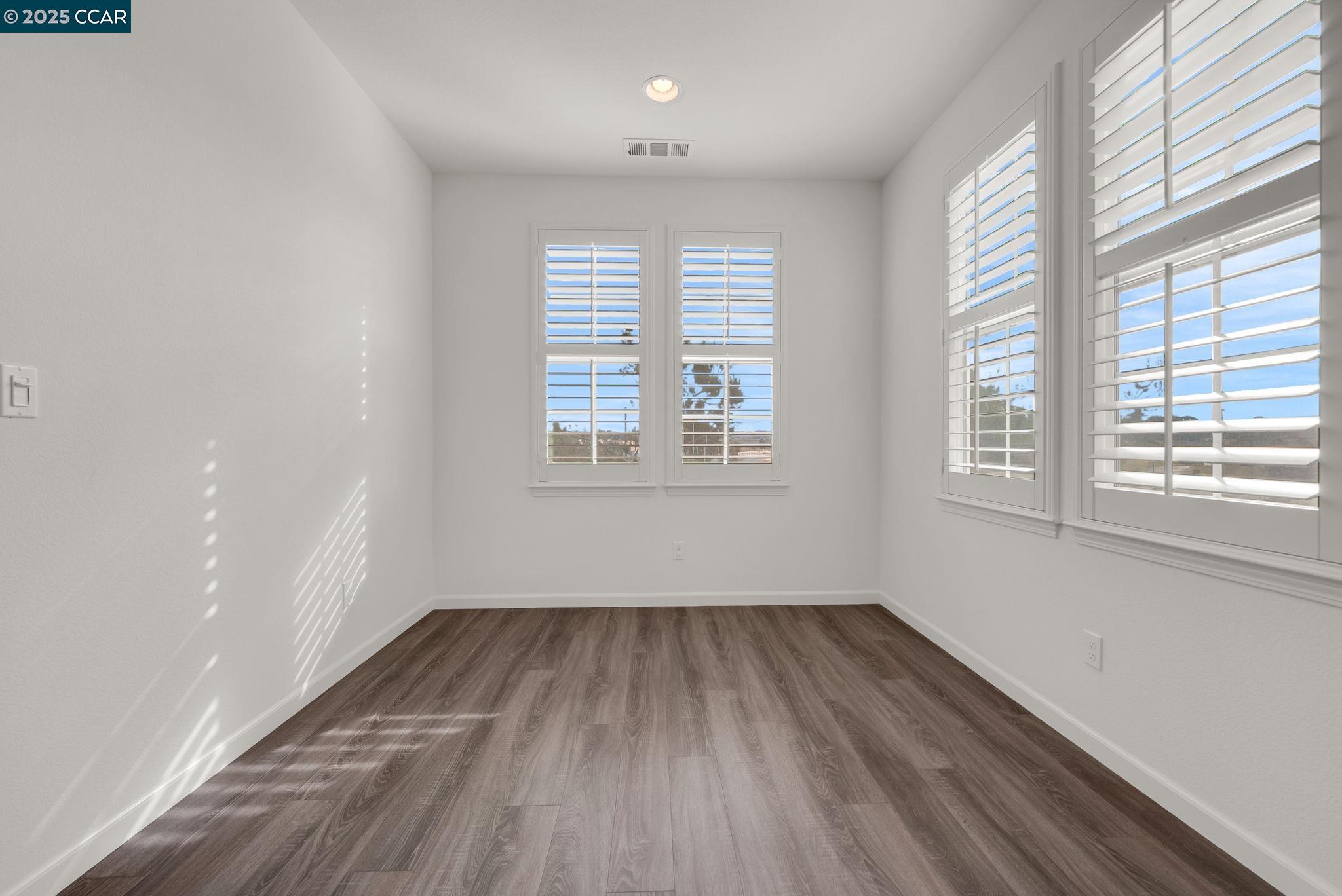 5160 Waggle Ct