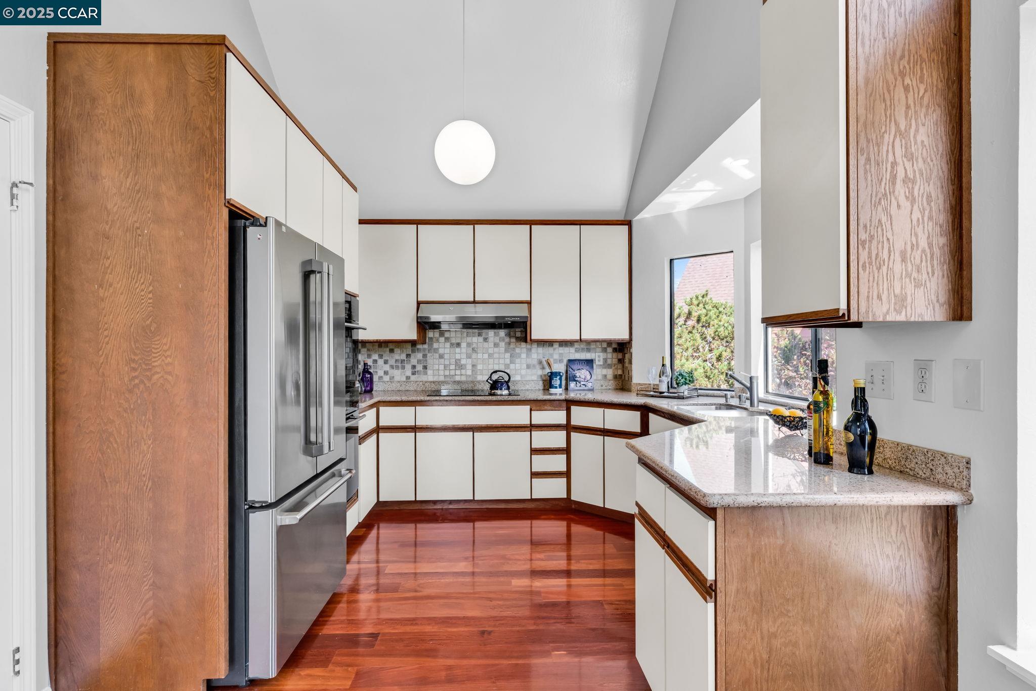 3231 Southridge Dr