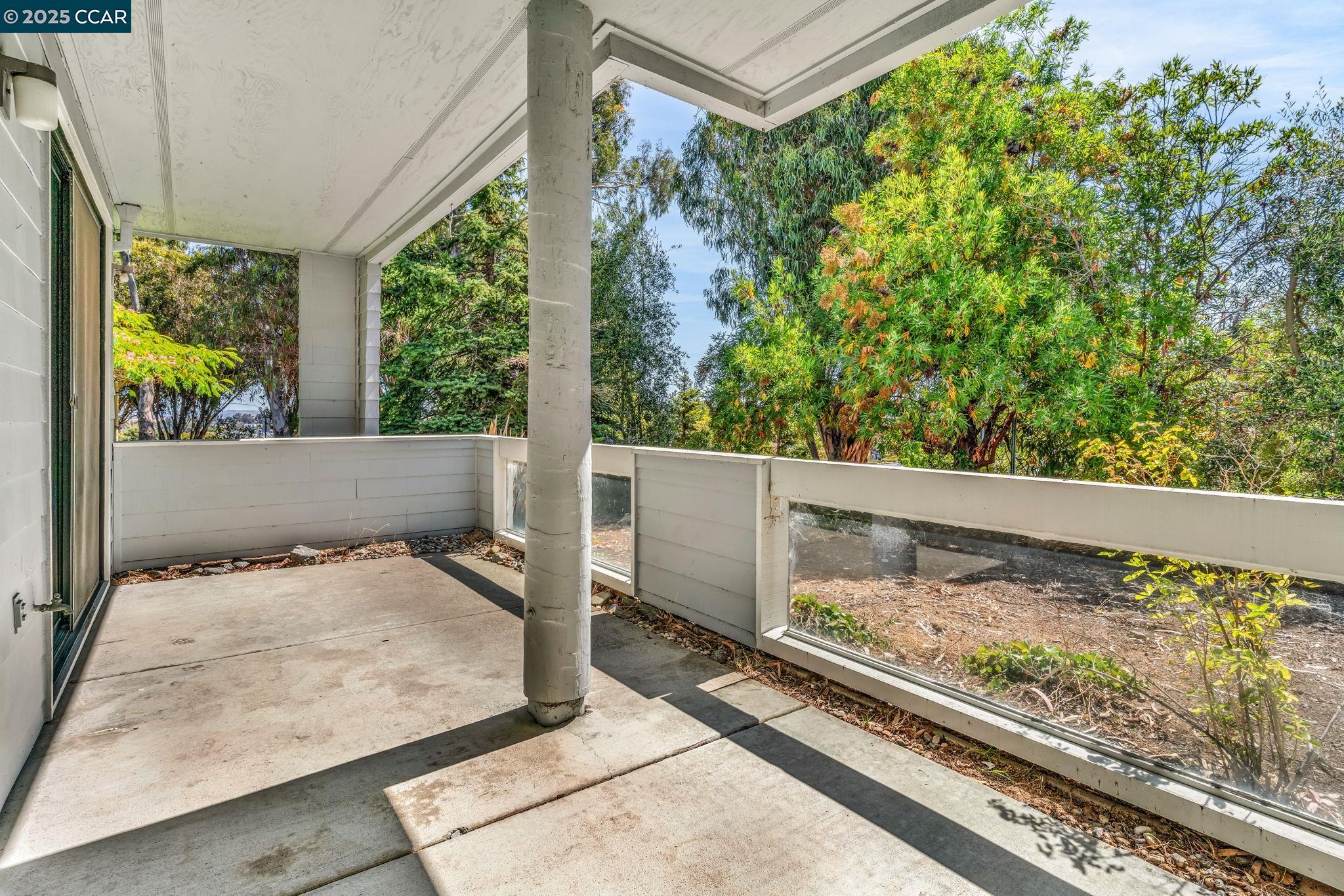 3231 Southridge Dr