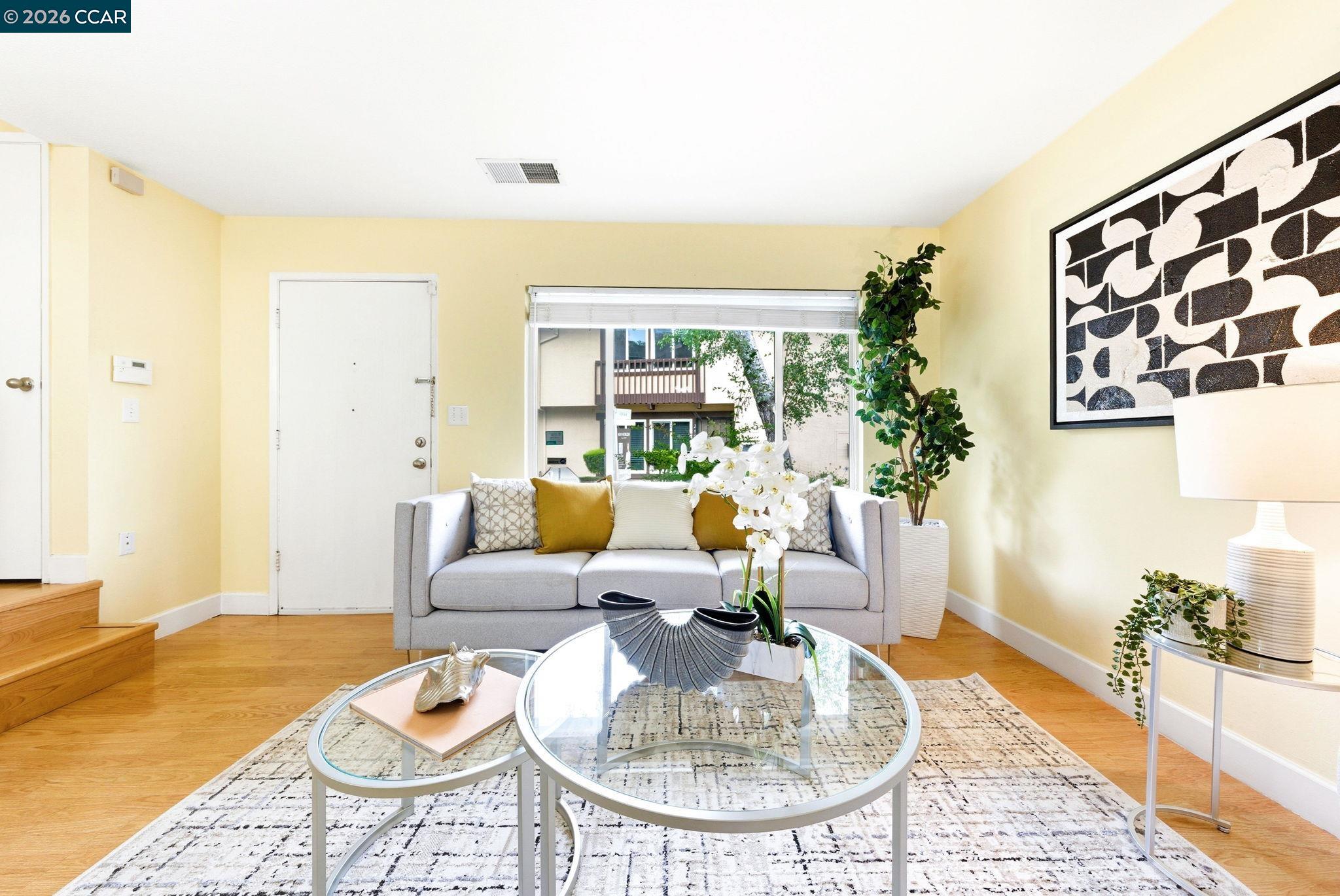 2443 Oliver Dr