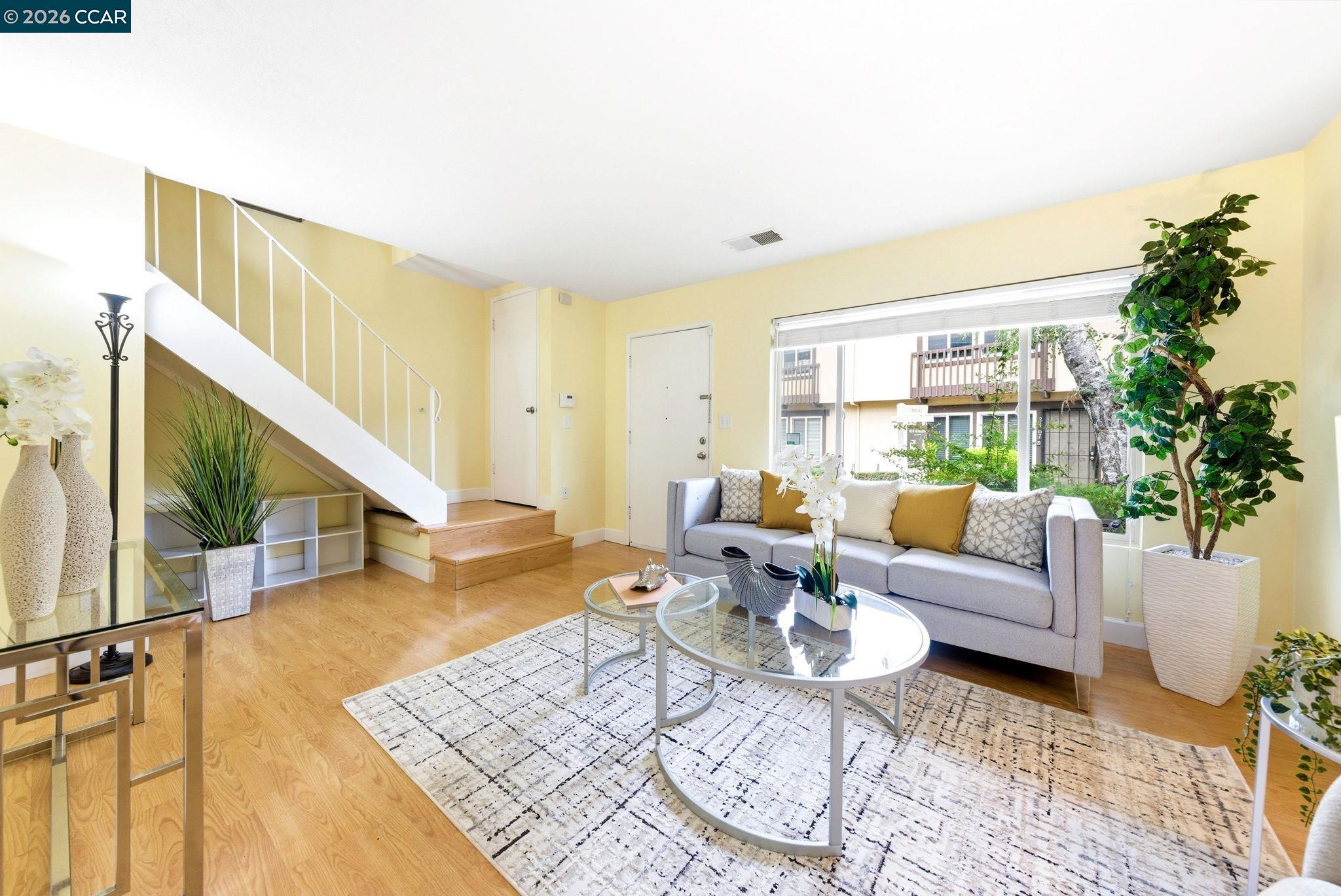 2443 Oliver Dr