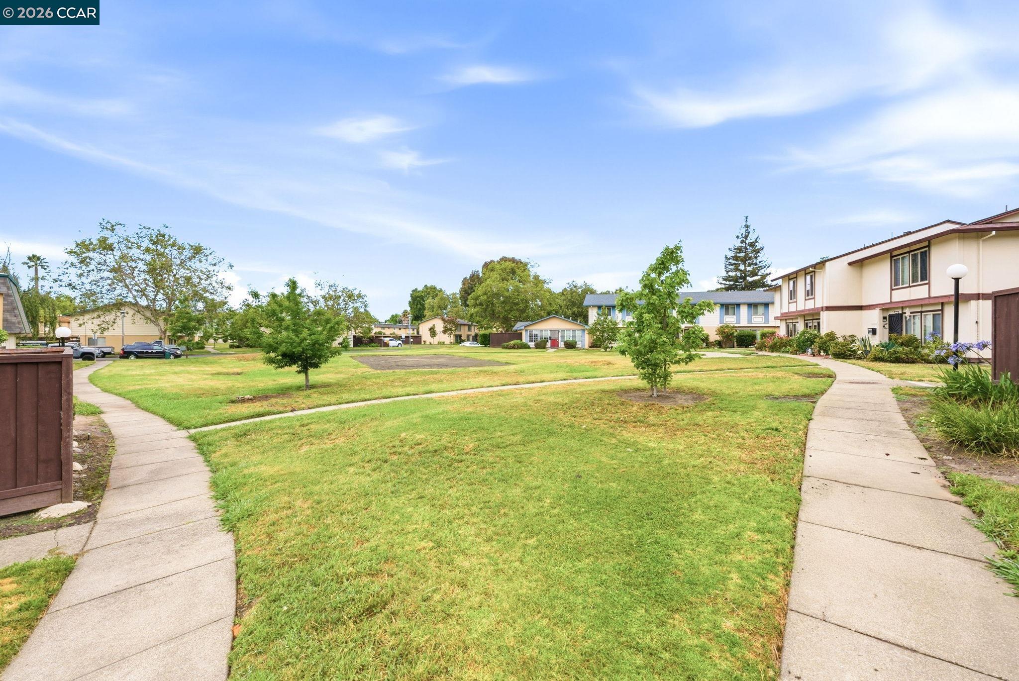 2443 Oliver Dr