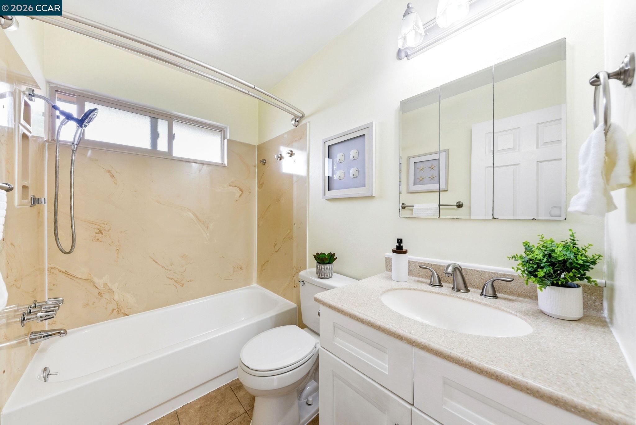 2443 Oliver Dr