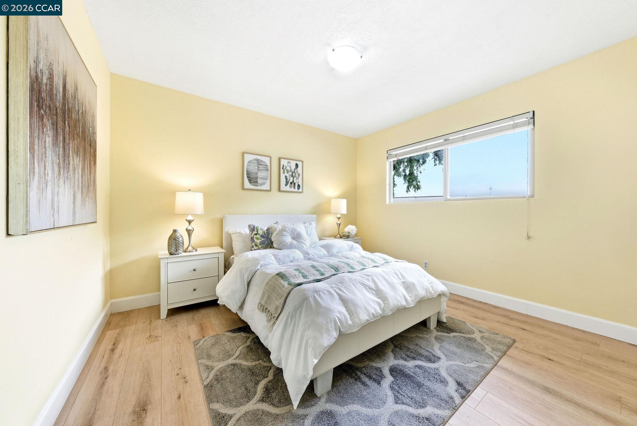 2443 Oliver Dr