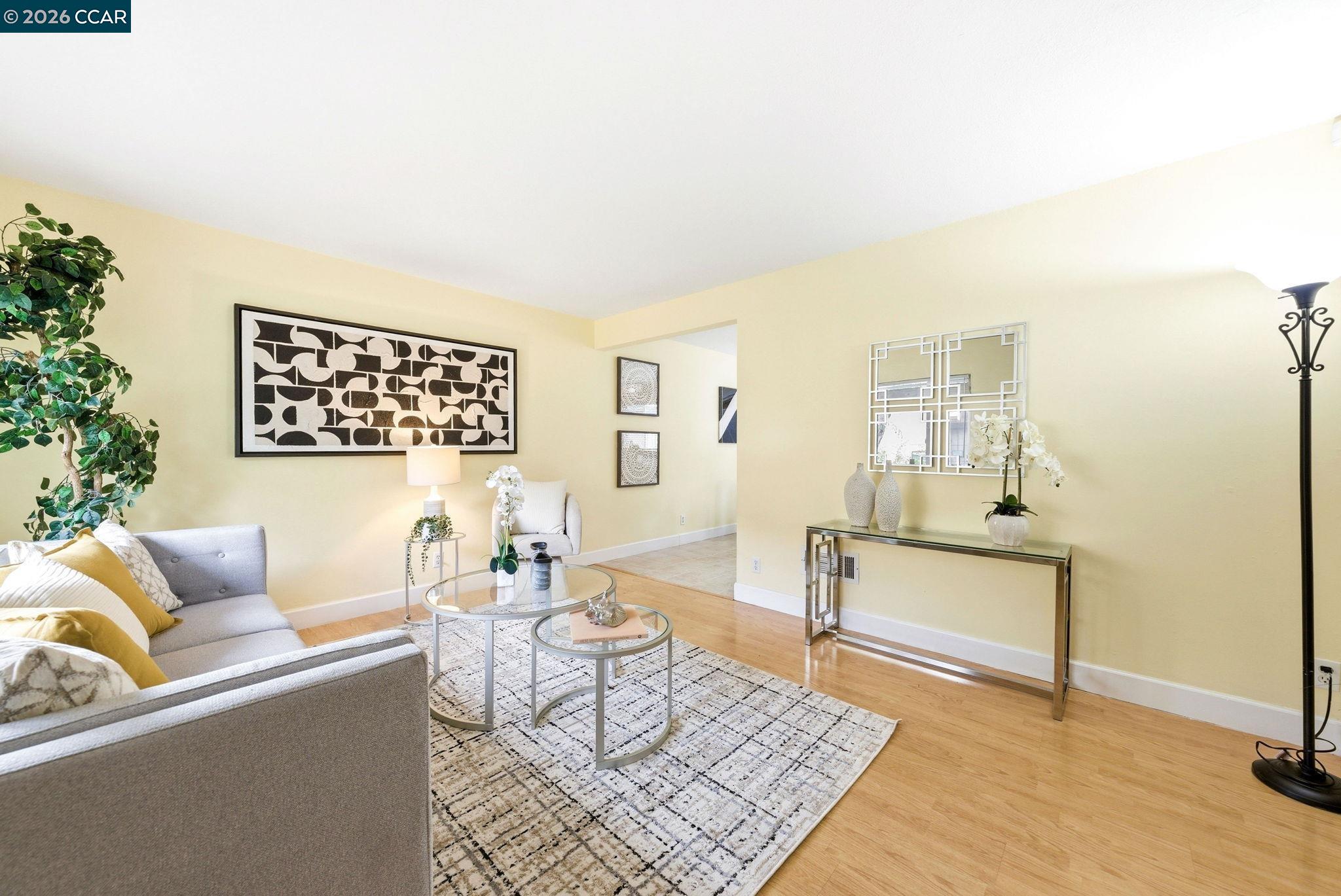 2443 Oliver Dr