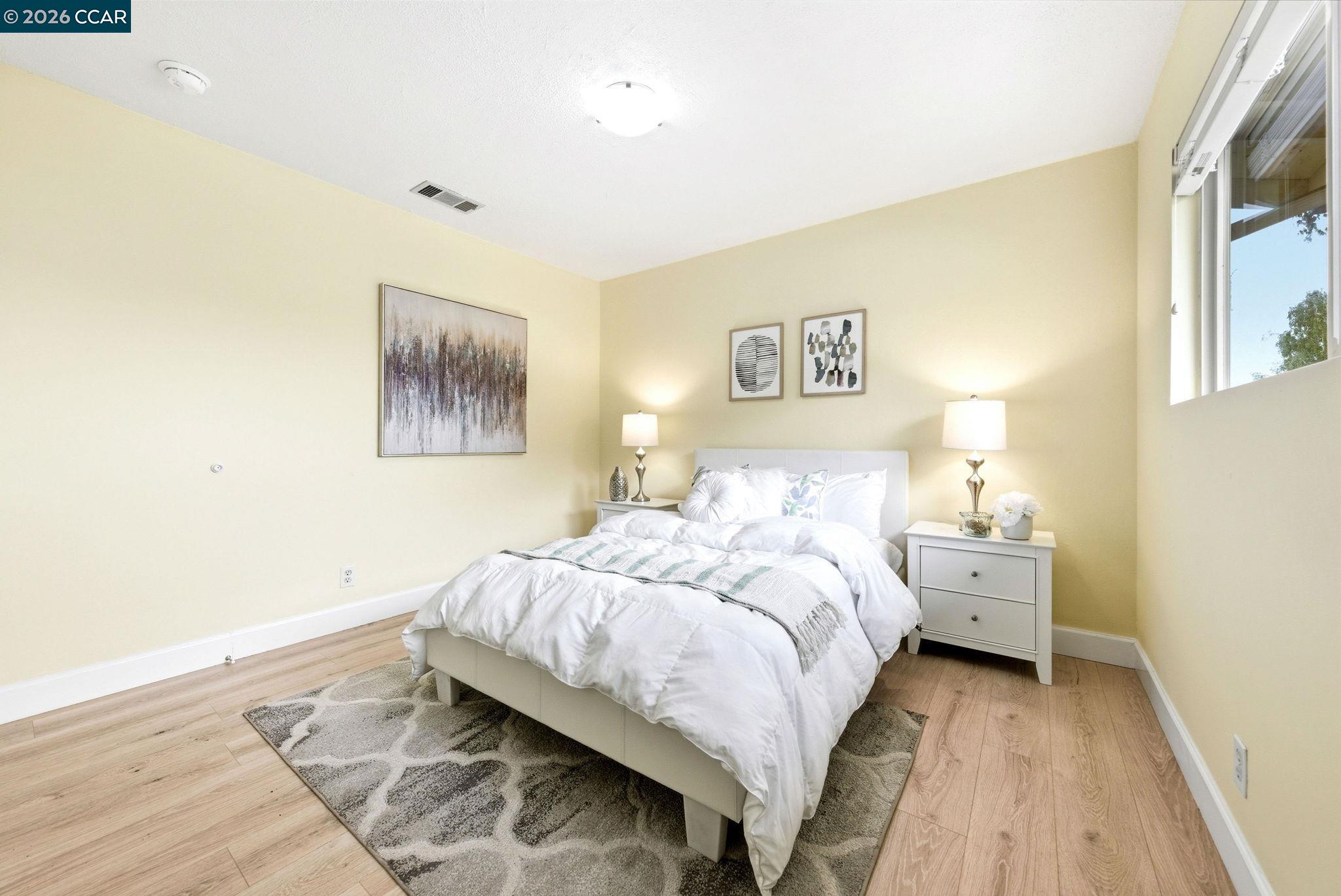 2443 Oliver Dr