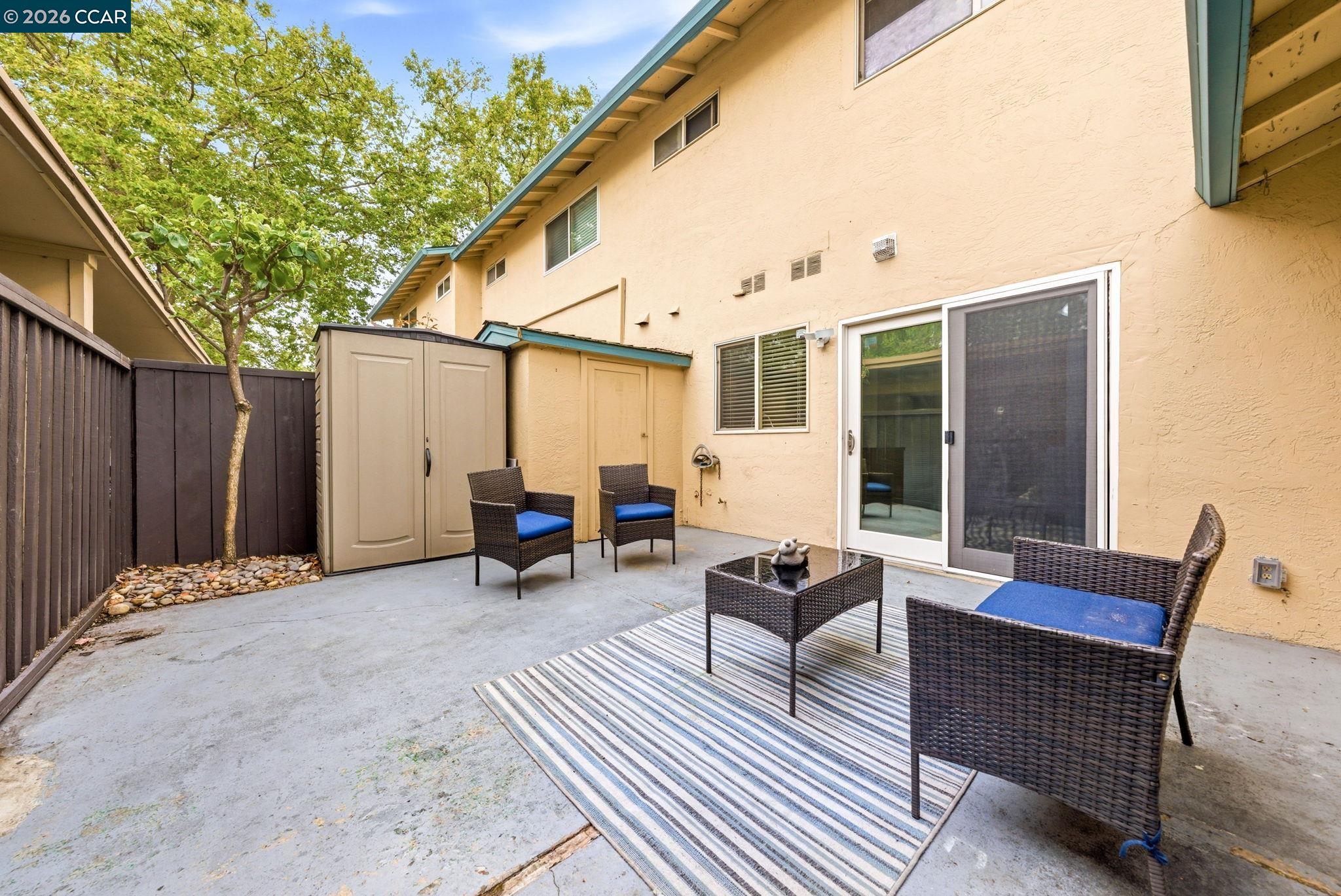 2443 Oliver Dr
