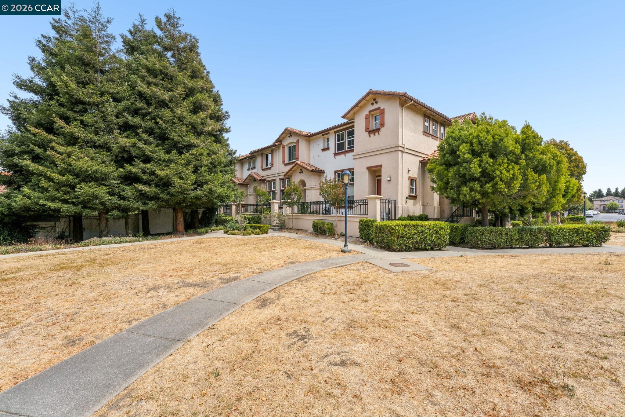 106 Santa Ines St
