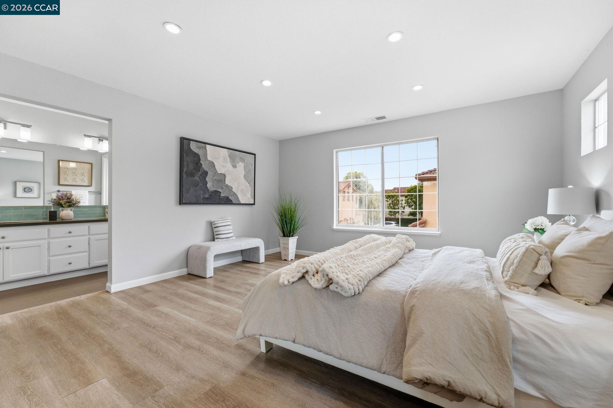 15351 Bittern Ct