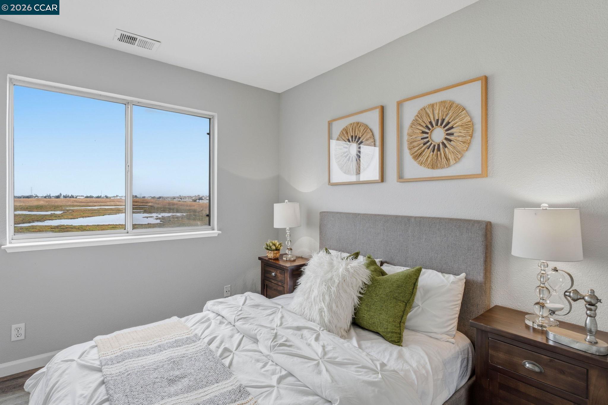 15351 Bittern Ct