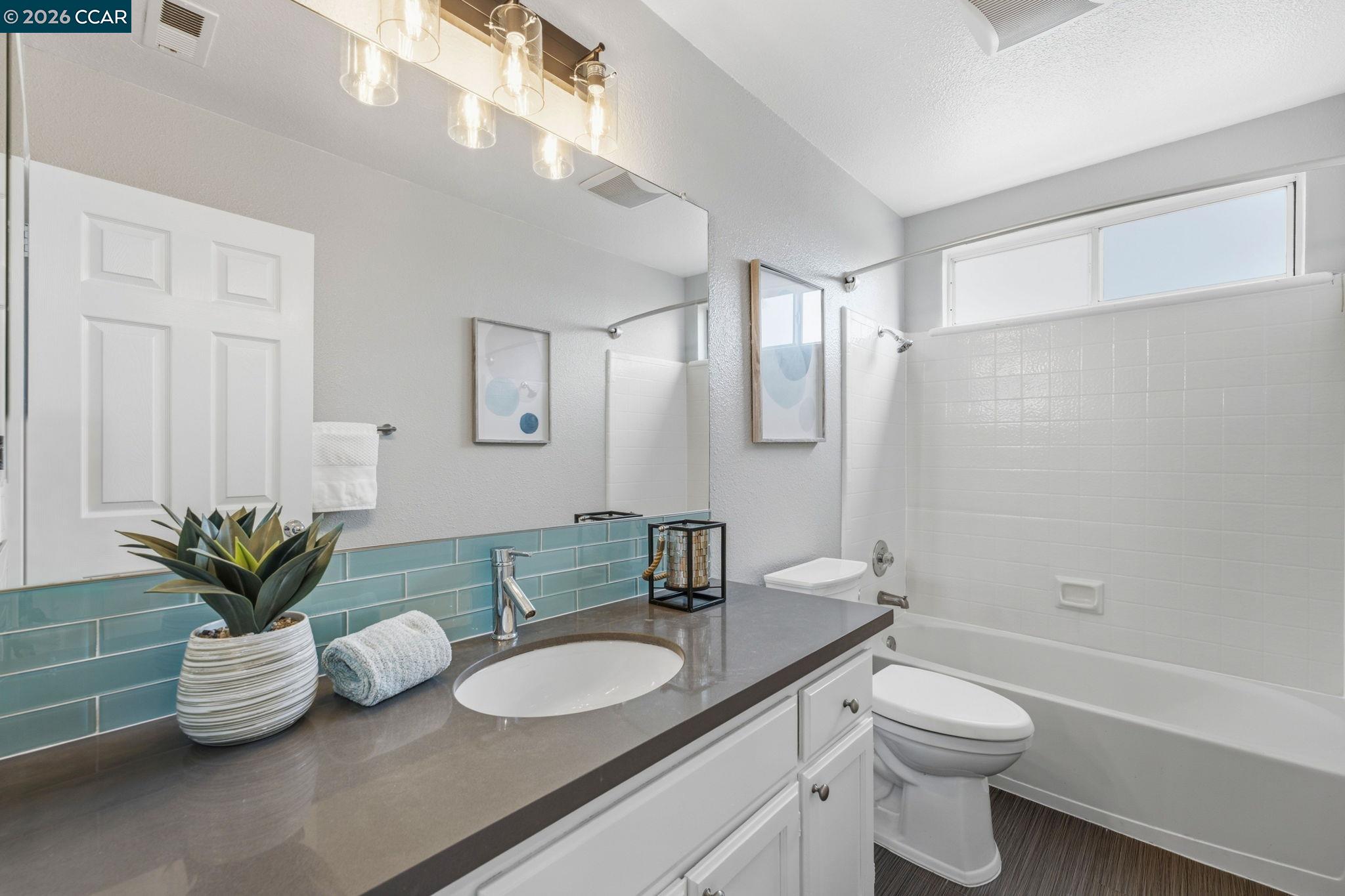 15351 Bittern Ct