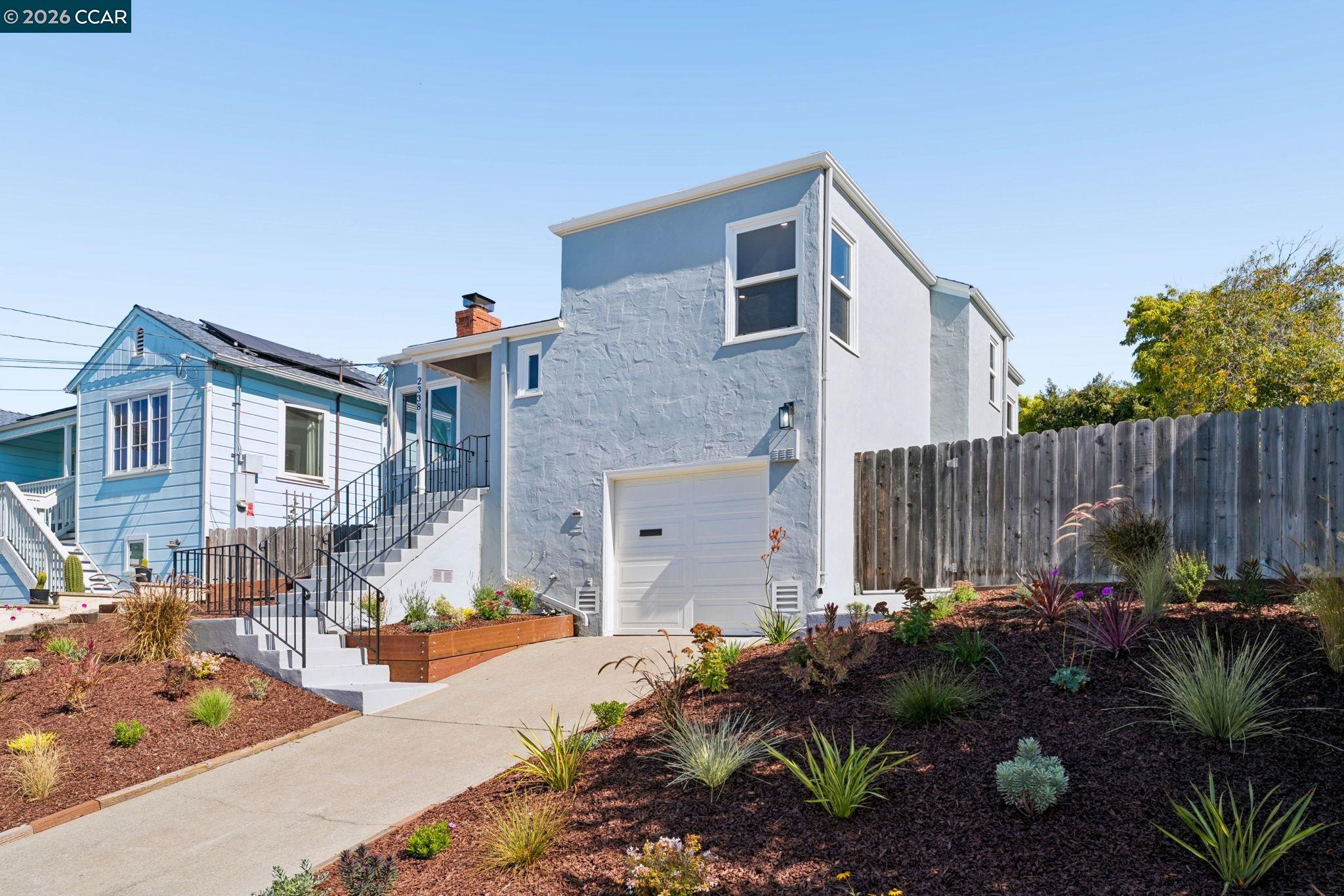 2338 Mono Ave