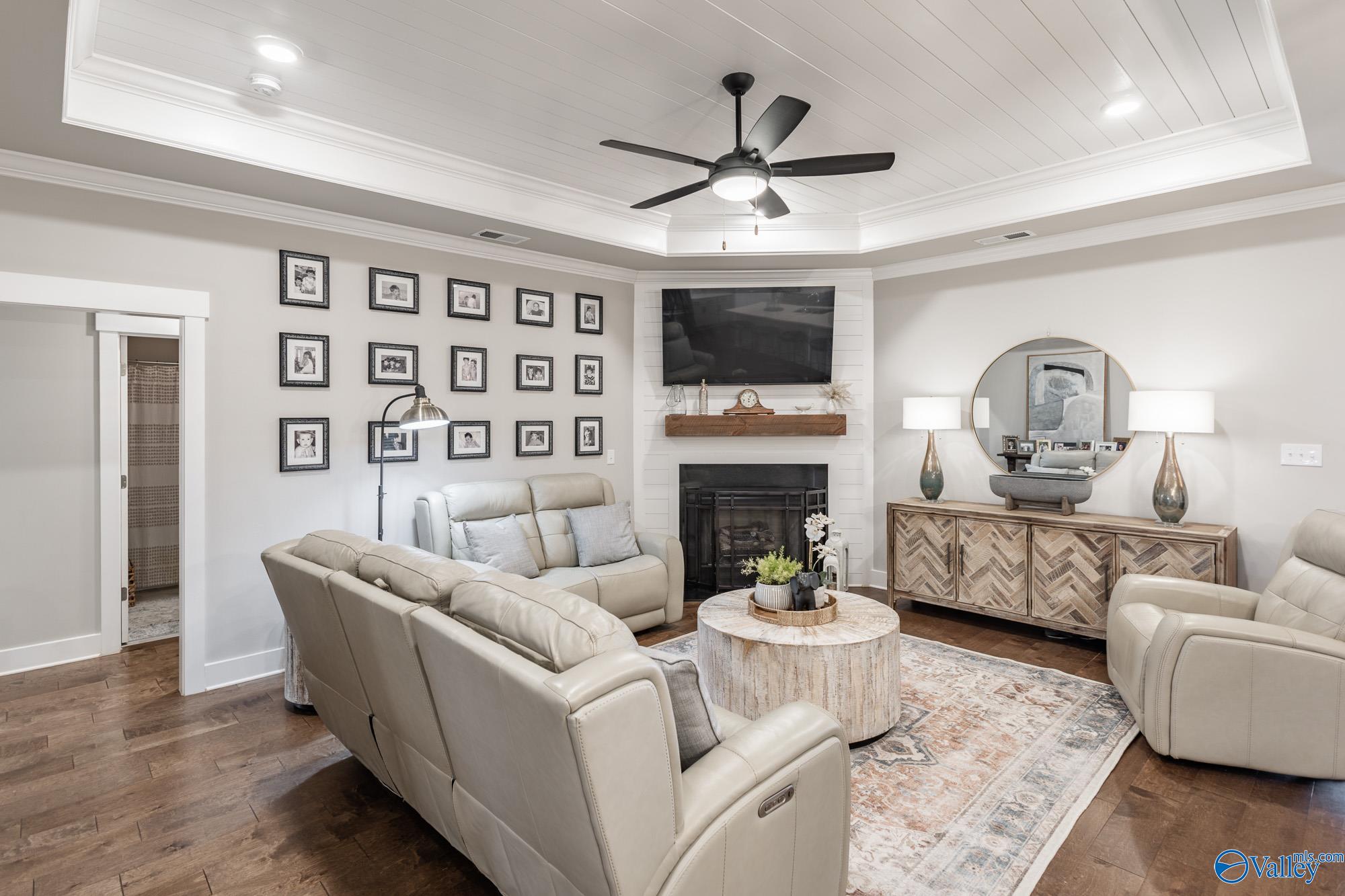 112 Hudson River Drive