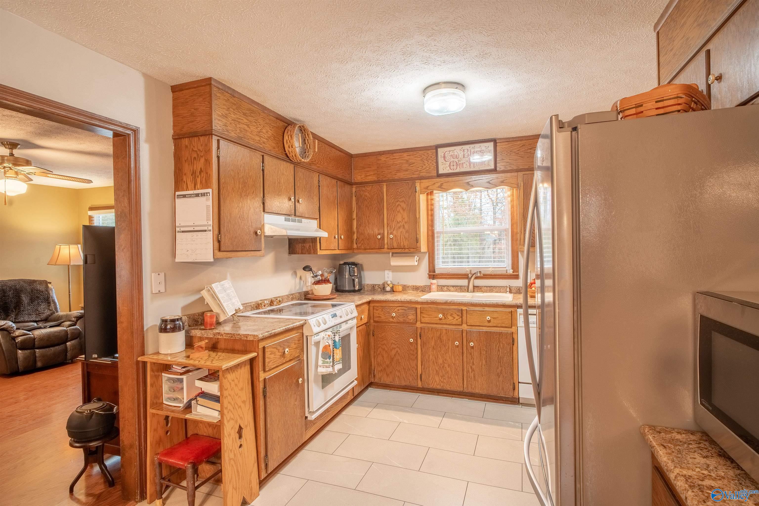 15040 Sweetland Road