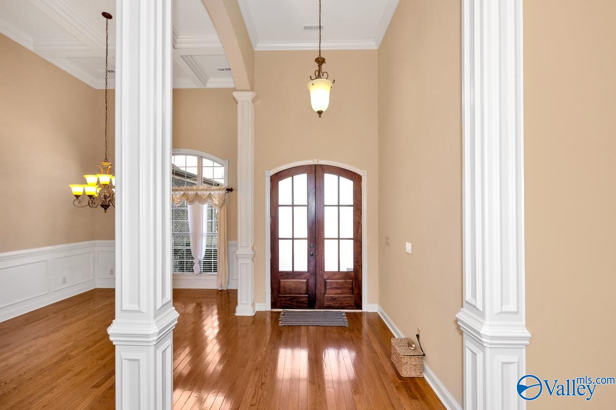 25870 Cobblestone Lane