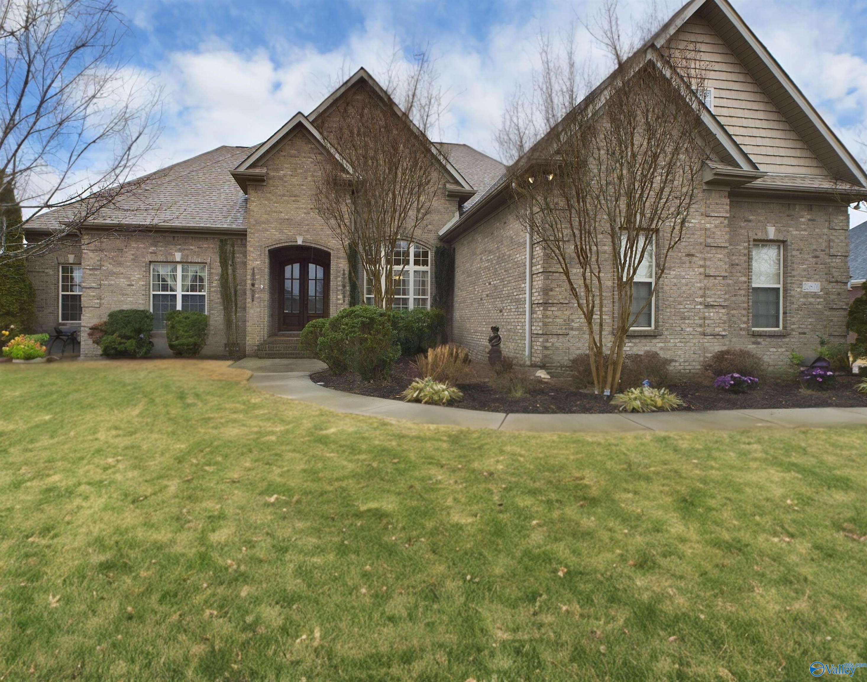 25870 Cobblestone Lane