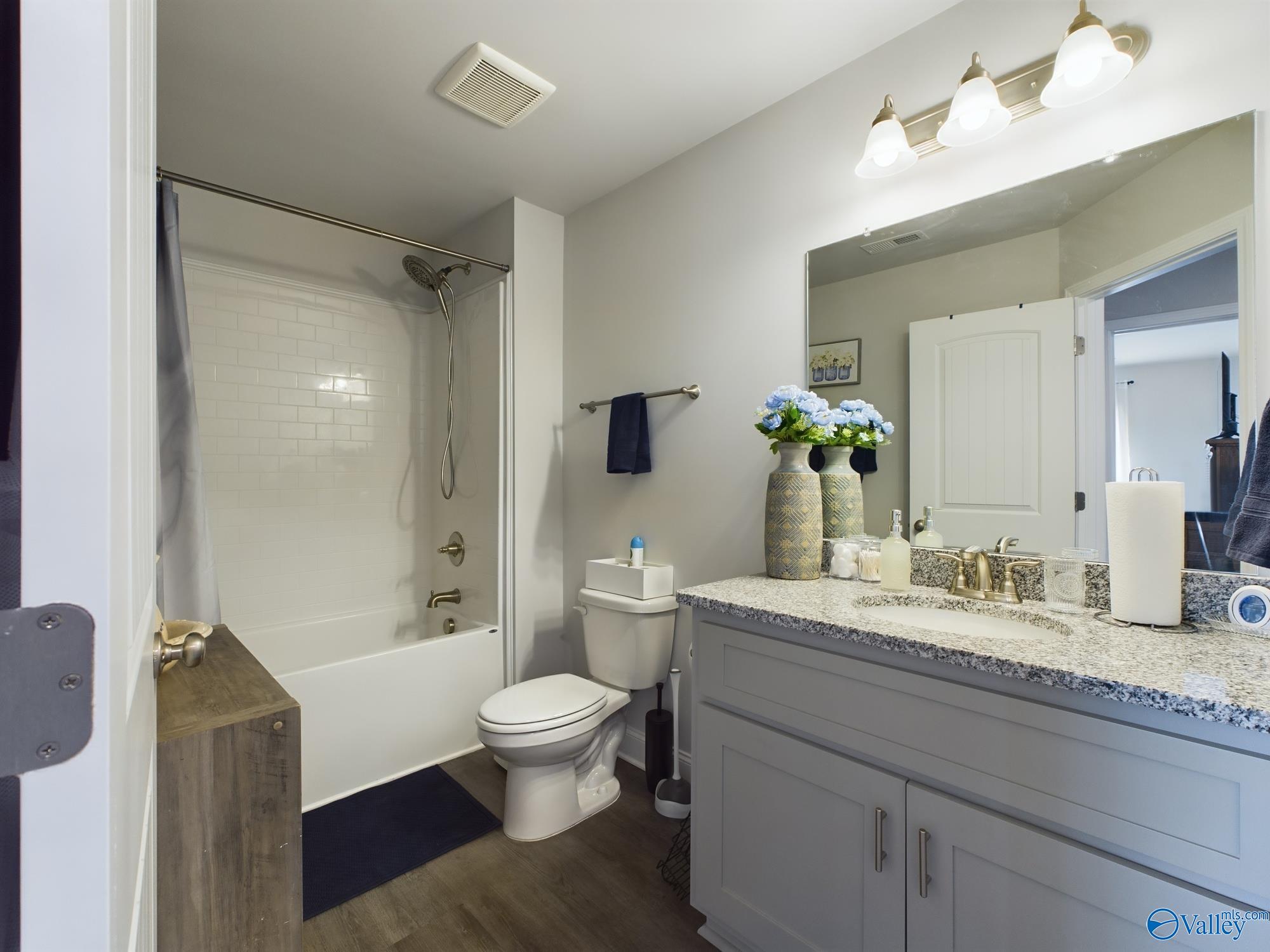 168 Summit Lakes Drive NE