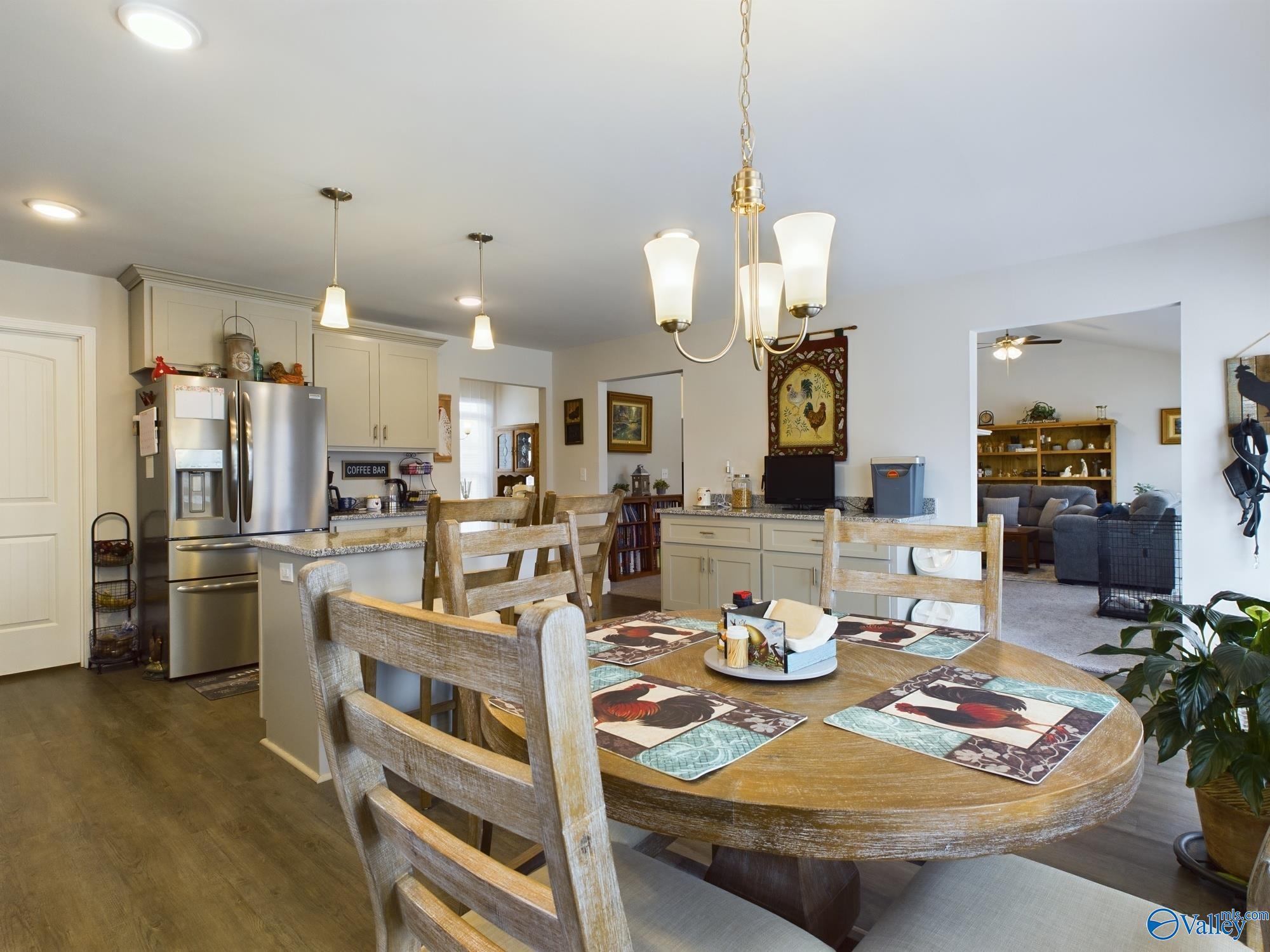 168 Summit Lakes Drive NE