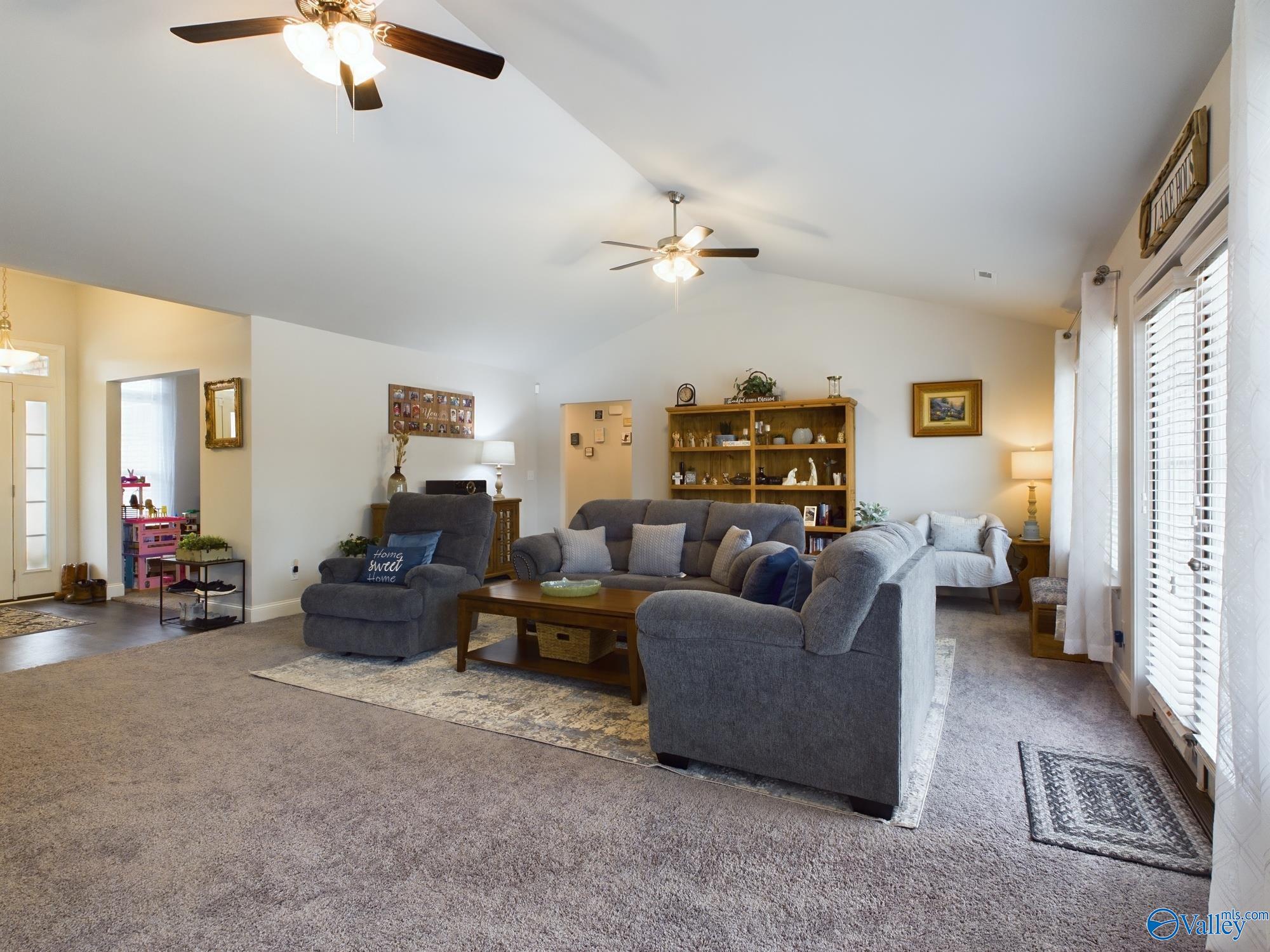 168 Summit Lakes Drive NE