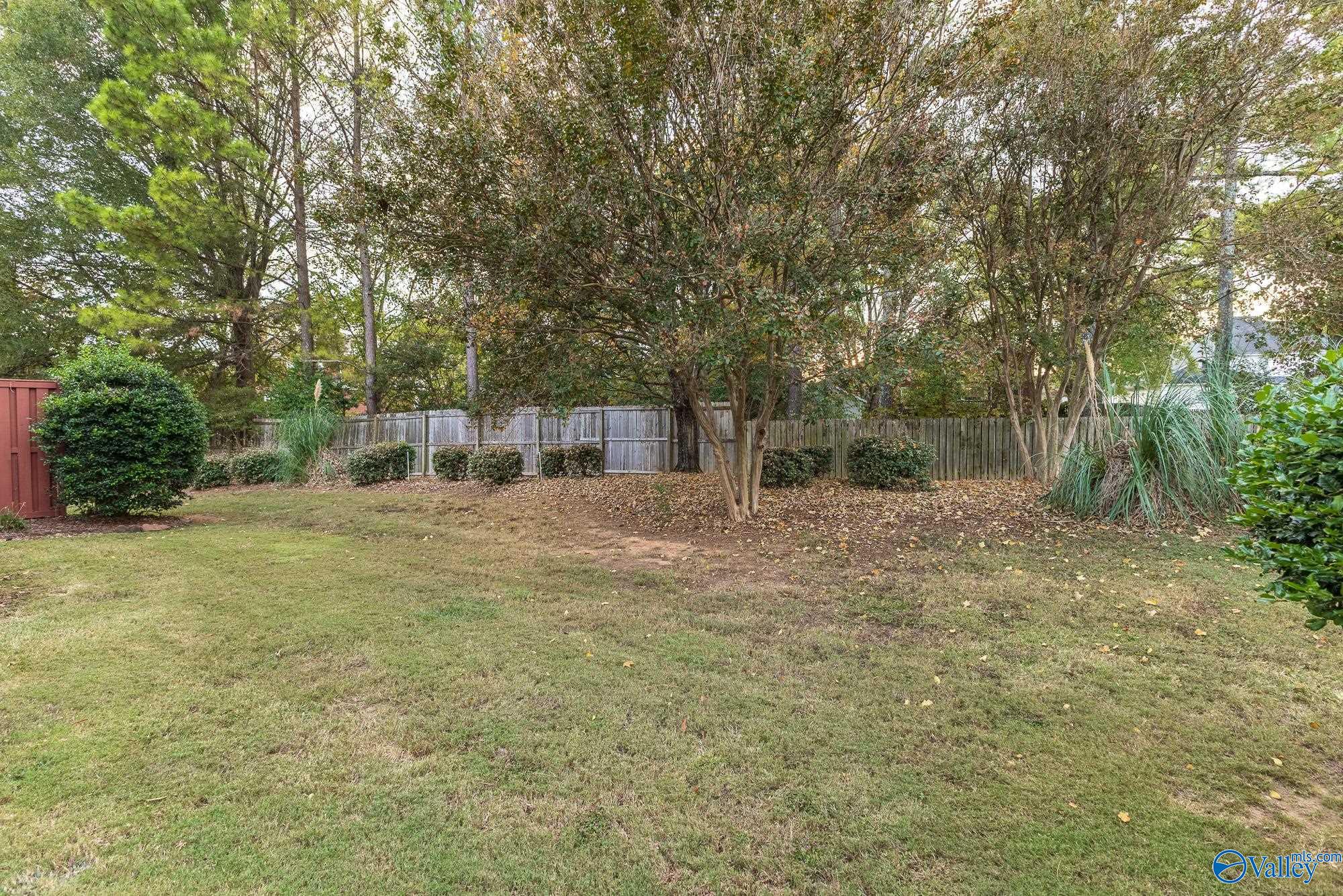 10028 Meredith Lane SE