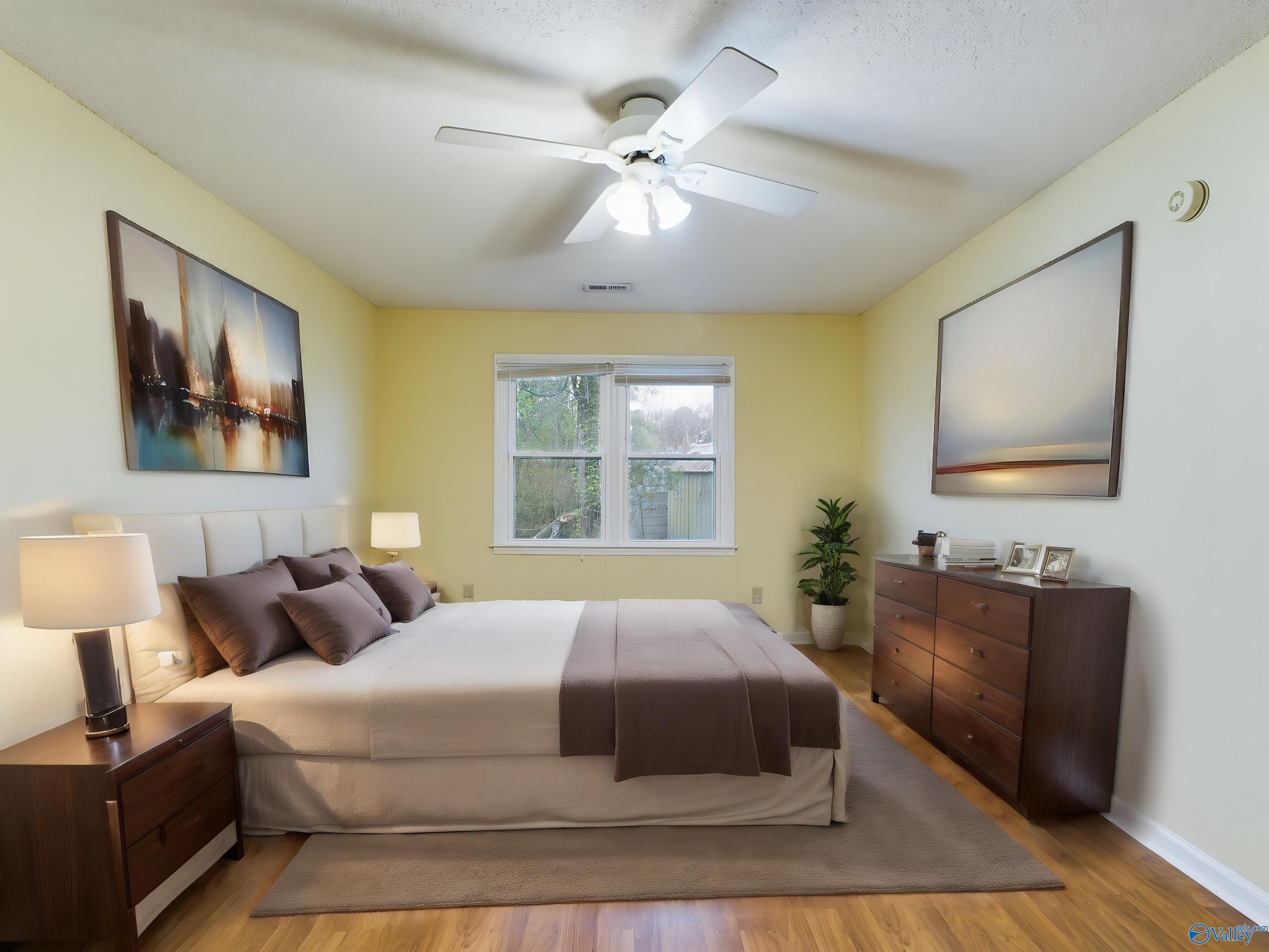 1001 Fieldstone Court SE