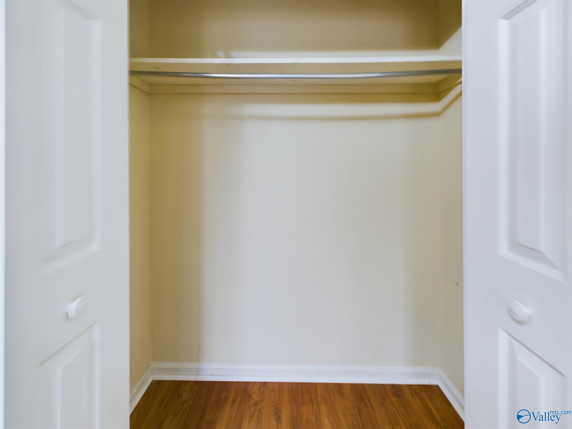 1001 Fieldstone Court SE