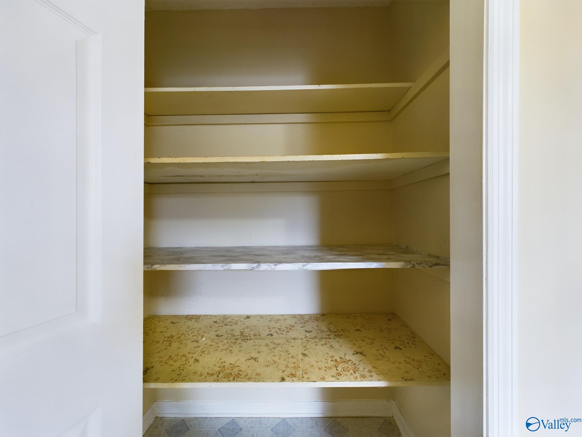 1001 Fieldstone Court SE